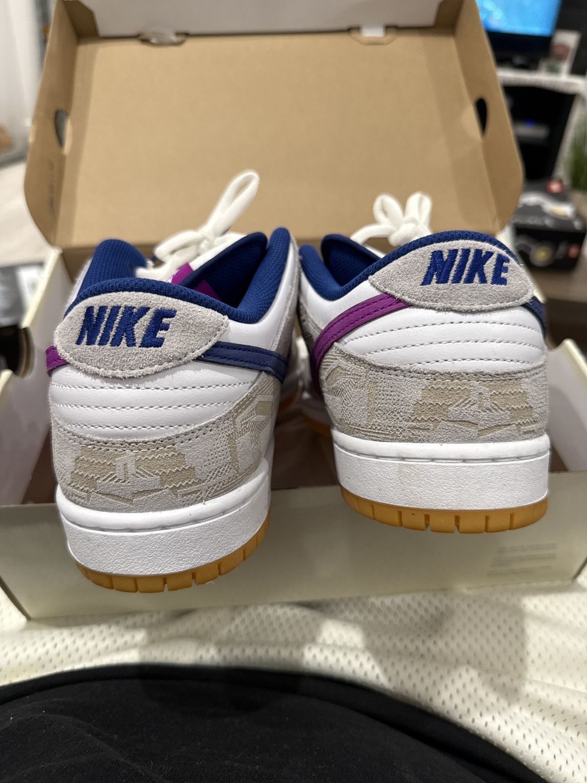 Nike SB Nike SB Rayssa Leal Size US 11 / EU 44 - 4 Thumbnail