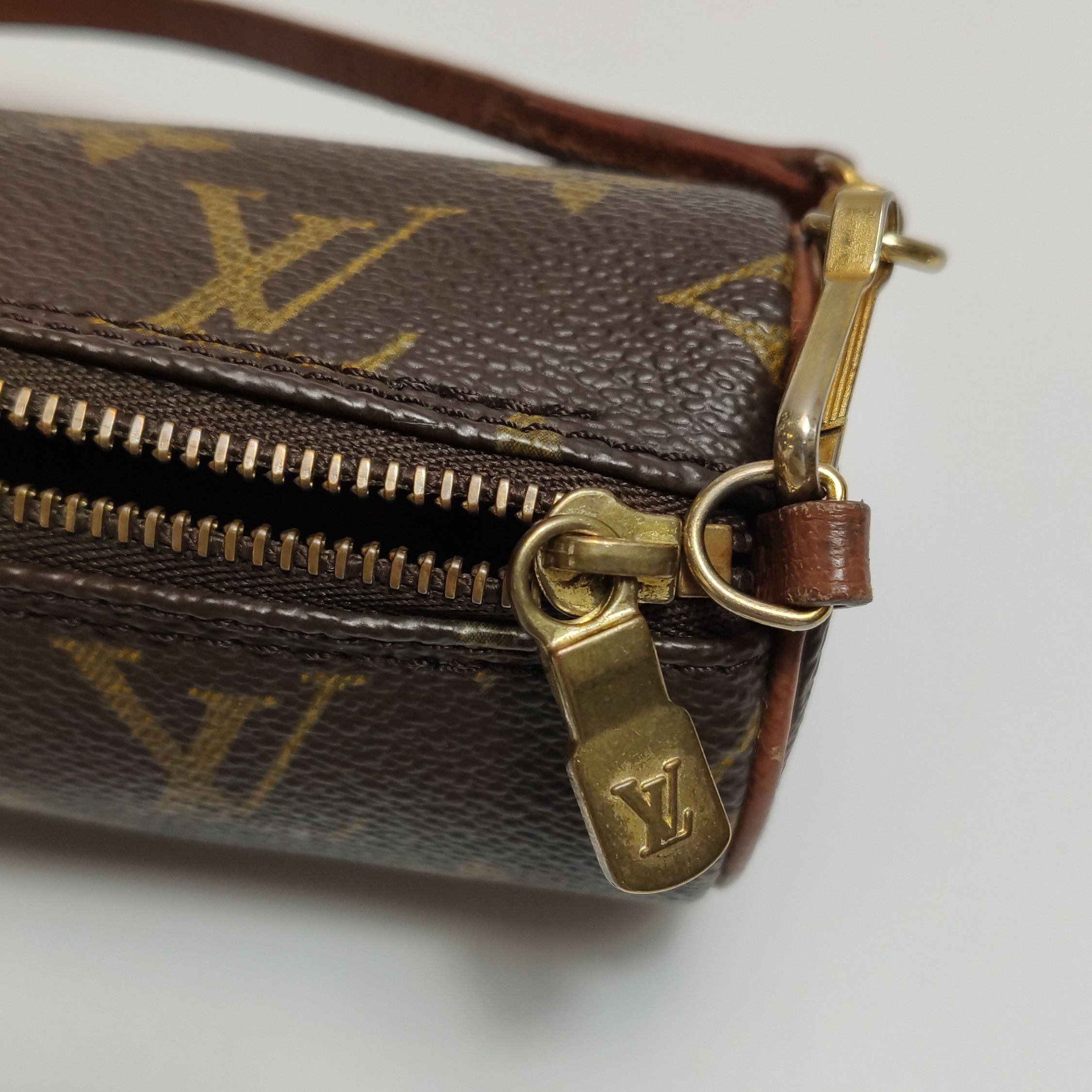 Louis Vuitton Louis Vuitton (LV) Papillon Mini Cowhide Monogram Printed D Size ONE SIZE - 1 Thumbnail