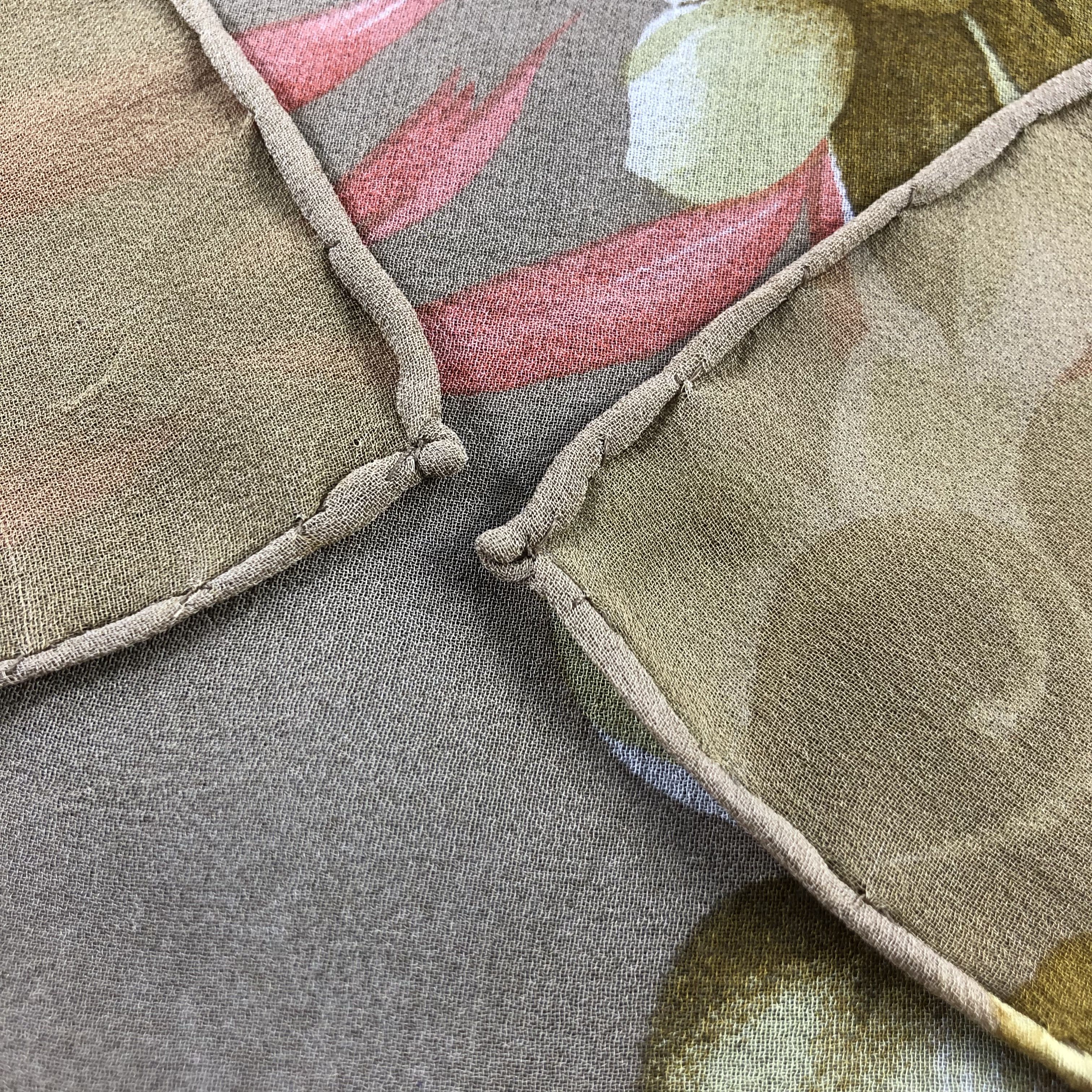Vintage Floral Hand Rolled Silk Scarf M875 Size ONE SIZE - 3 Thumbnail
