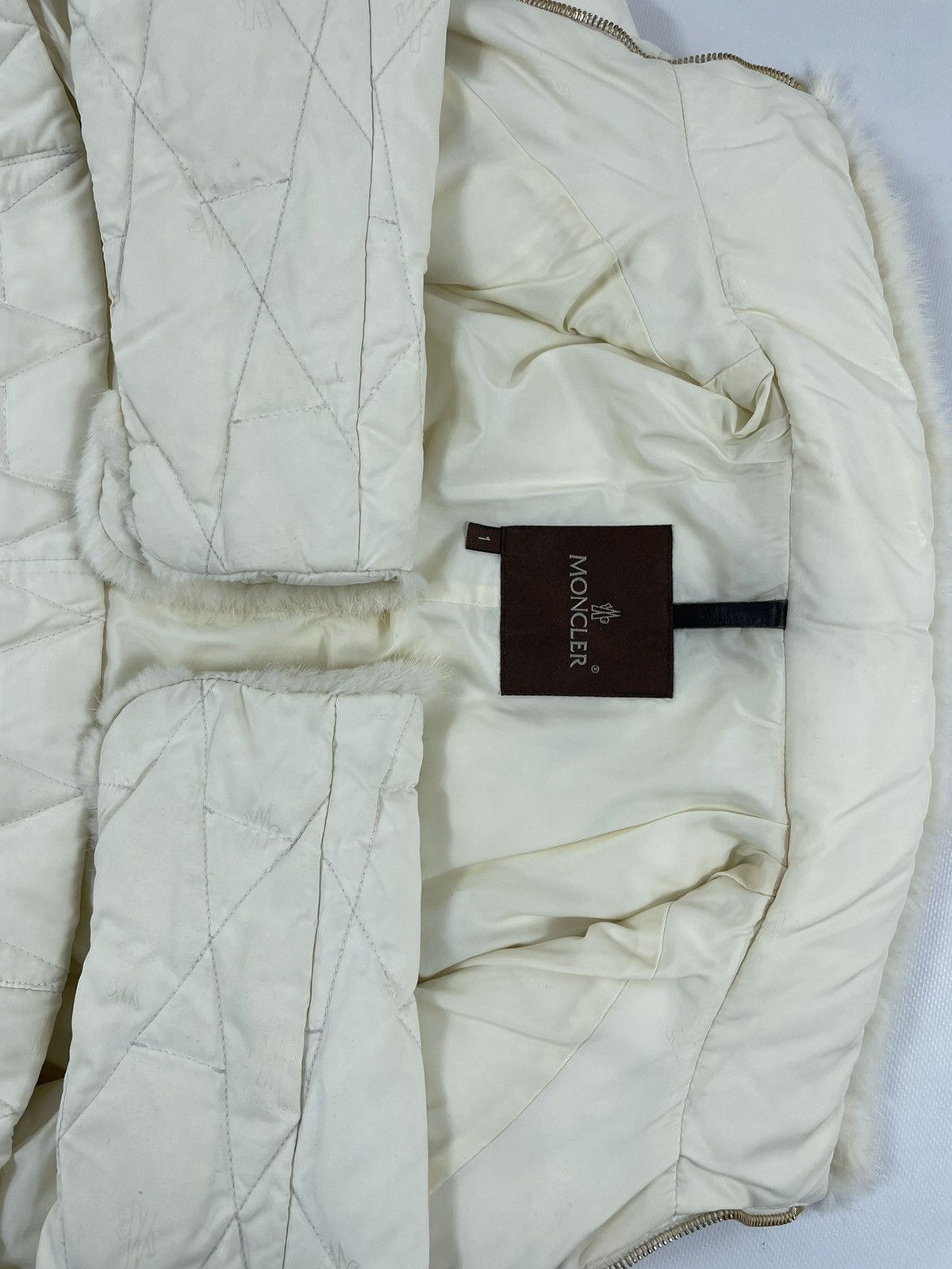 Moncler × Moncler Gamme Bleu RARE VTG MONCLER Multi Logo Fur Neck / Sleeve Puffer Down Jacket Zip Parka Size S / US 4 / IT 40 - 11 Thumbnail