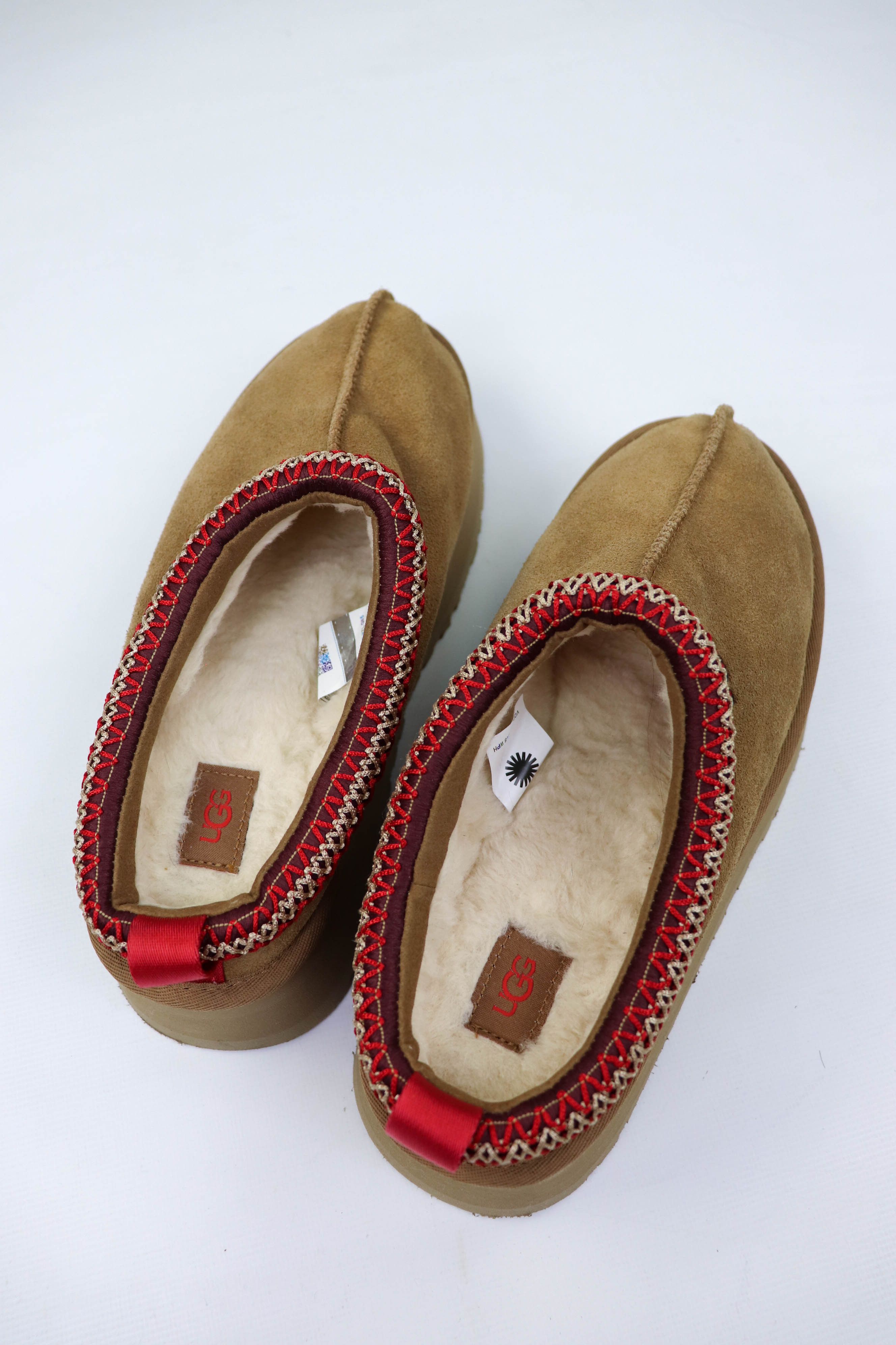 Ugg UGG W Tazz Tan Beige S/N 1122553 Shoes Size US 8 / IT 38 - 8 Thumbnail