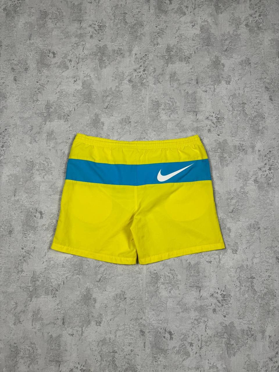 Nike Vintage Nike Blue/Yellow Shorts Size M Size US 33 - 6 Thumbnail