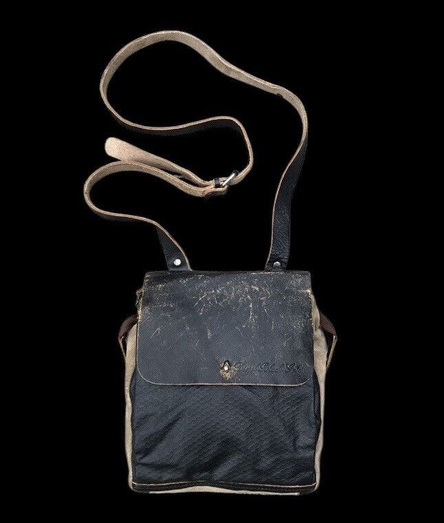FULLY LEATHER DIESEL BLACK GOLD SLINGBAG