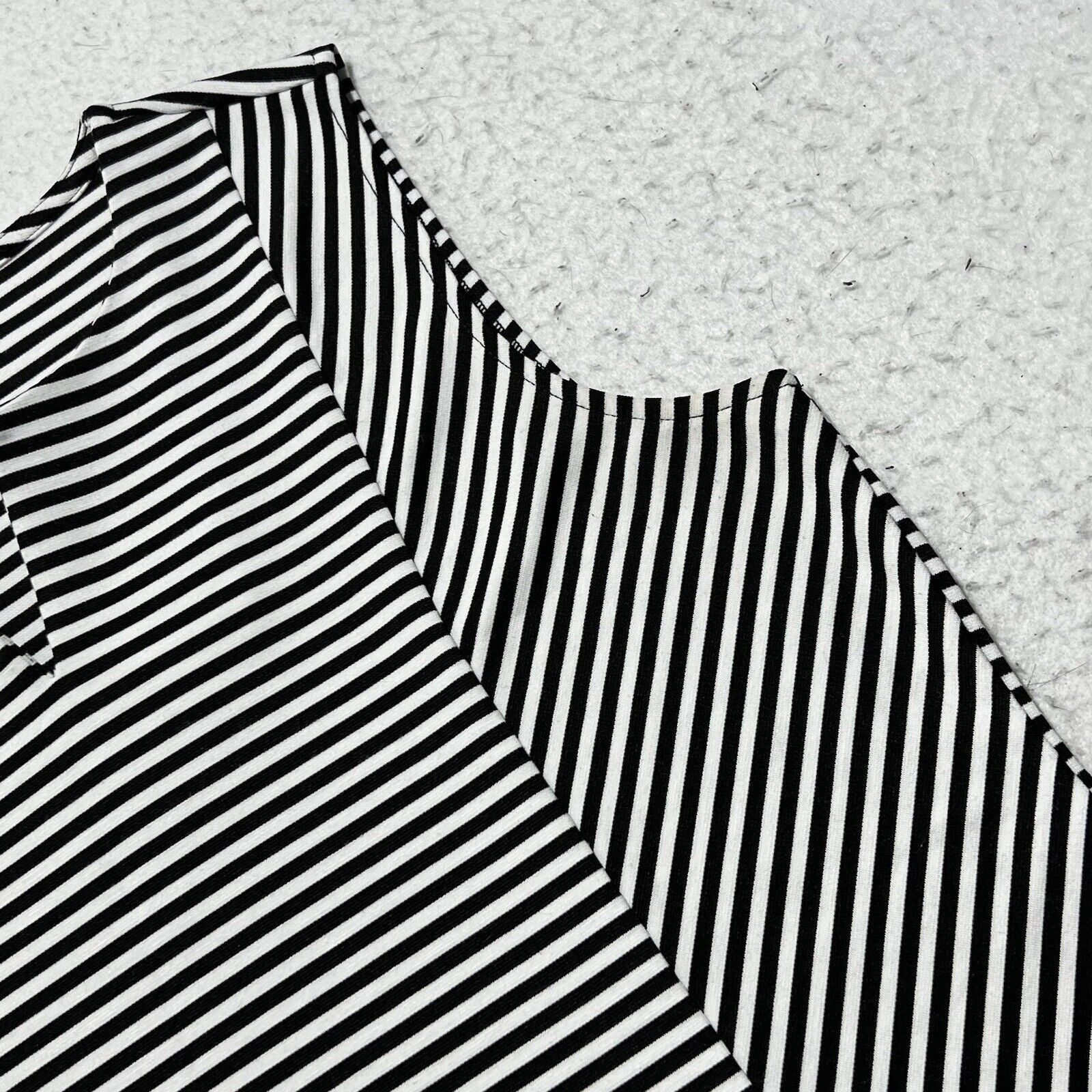 Other Talbots Small V-Neck Black + White Striped Pullover Tank Top Size S / US 4 / IT 40 - 4 Thumbnail