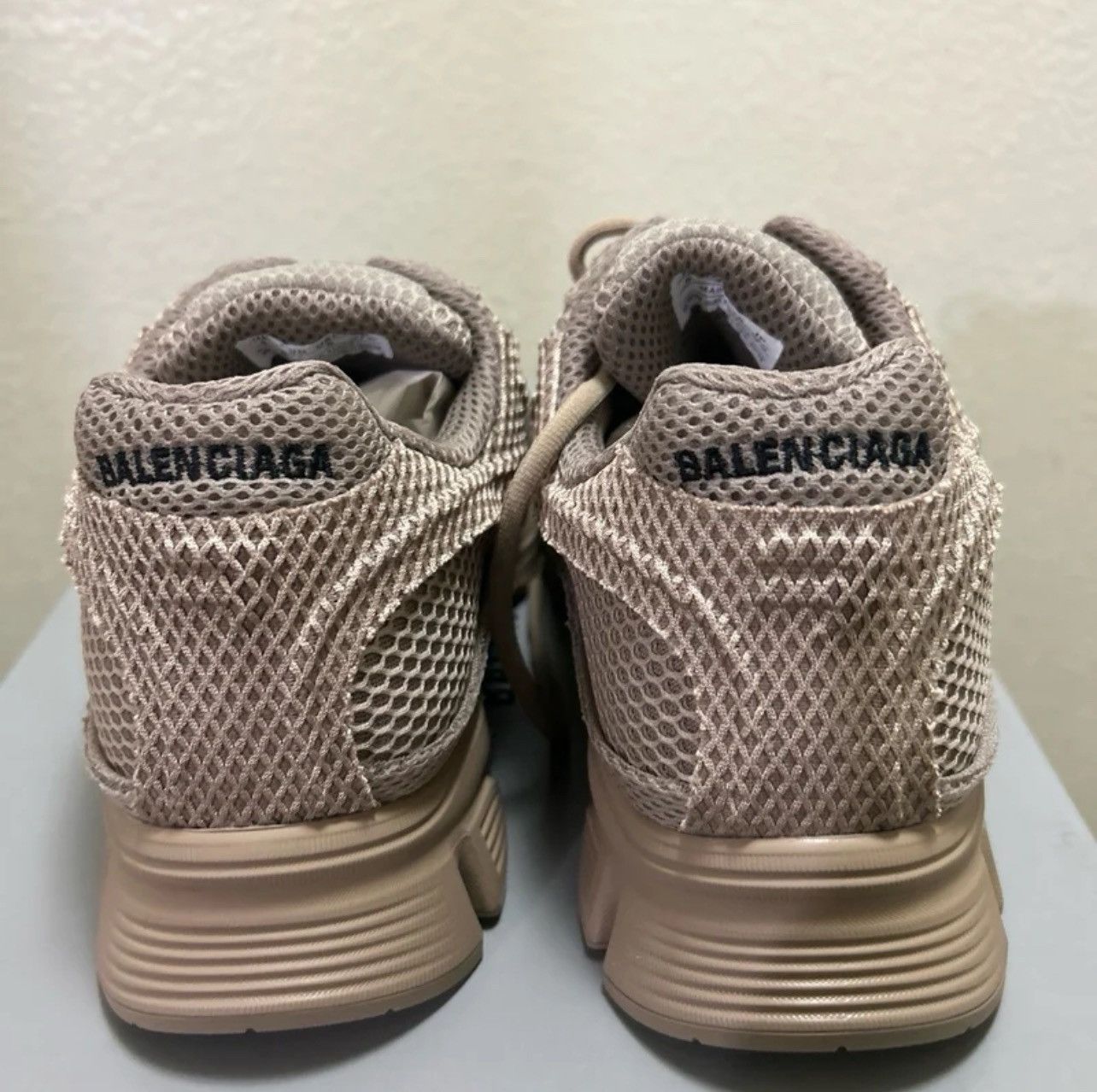 Balenciaga Balenciaga Phantom Trainers in Beige Size US 9 / EU 42 - 4 Thumbnail