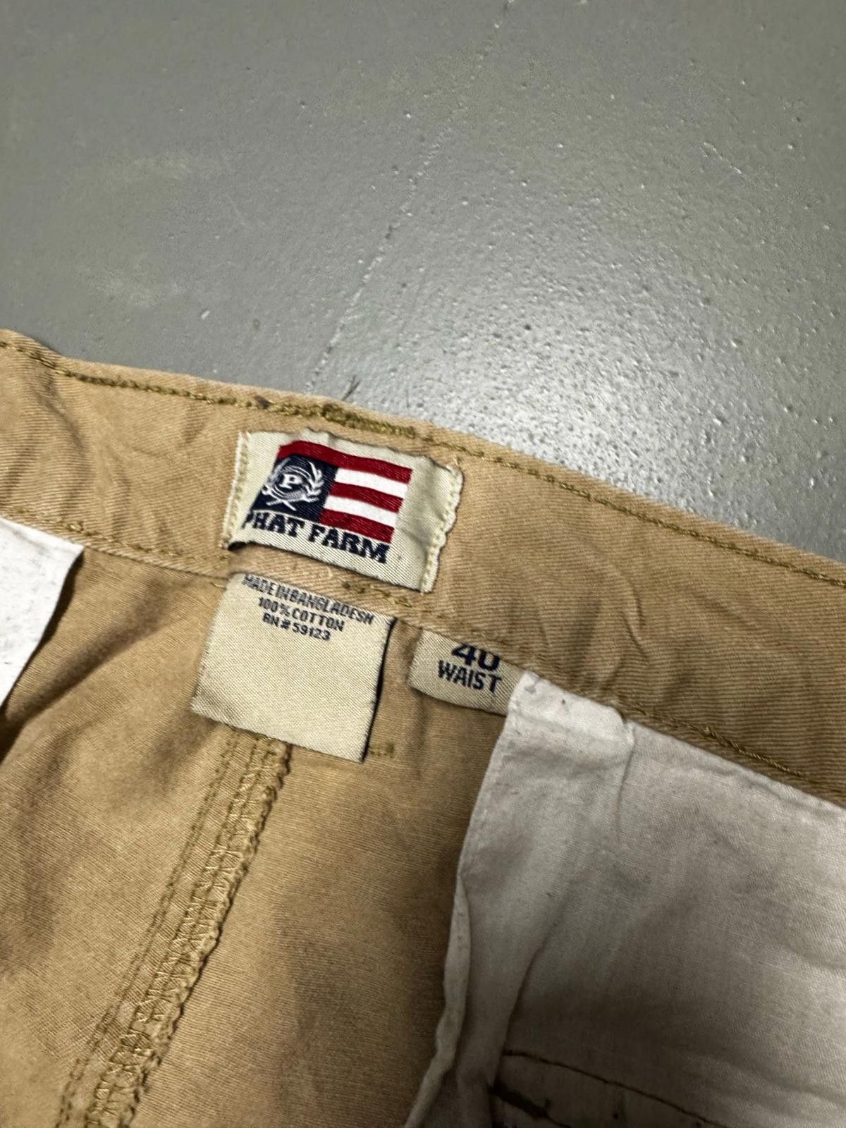 Designer Casual Khaki Cargo Shorts by Hat Farm - Size 40 Size US 40 / EU 56 - 3 Thumbnail