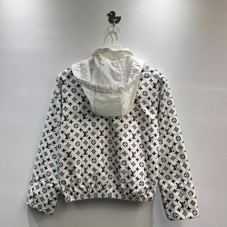 Louis Vuitton Louis Vuitton 23 New Full Logo Jacket Size S / US 4 / IT 40 - 2 Thumbnail