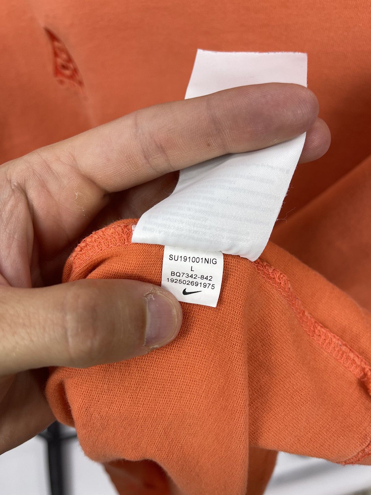 Nike ACG Nike ACG Shirt Mens Large Orange Cotton Outdoor Size L Size US L / EU 52-54 / 3 - 6 Thumbnail