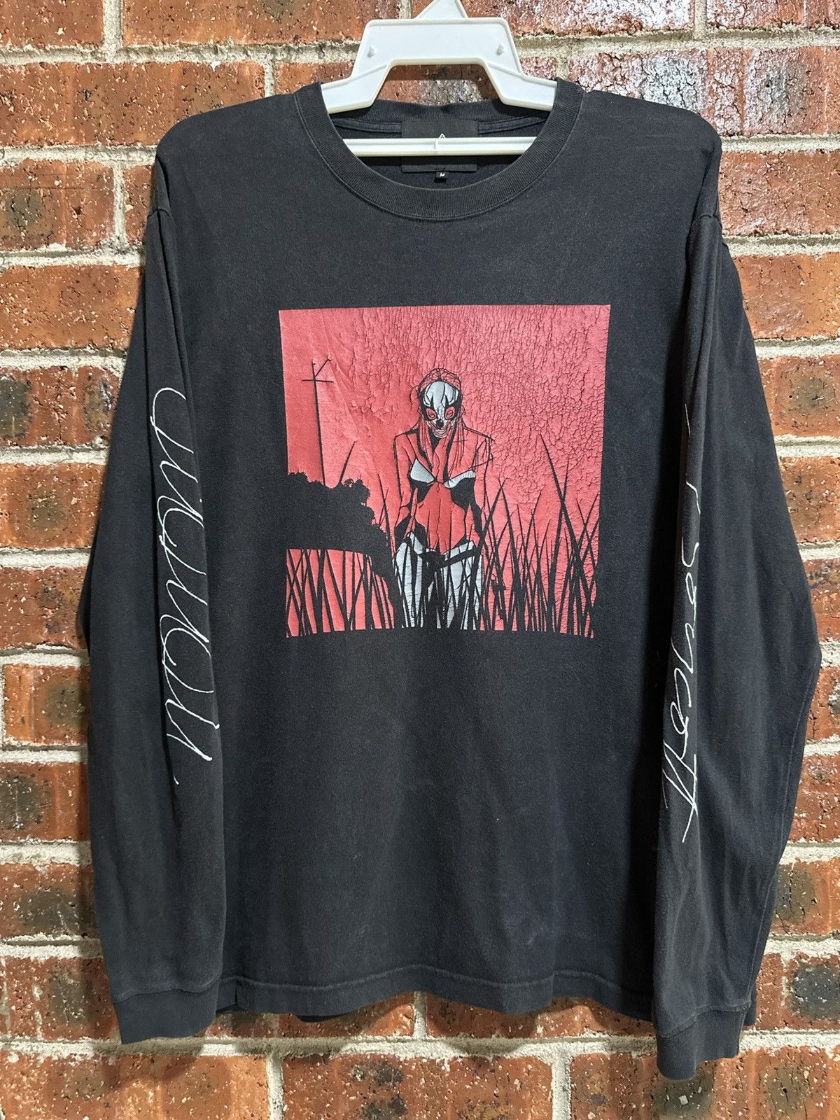 Japanese Brand Vintage Amazarashi Skull Mask Faded Long Sleeve Tee Size US M / EU 48-50 / 2 - 1 Thumbnail