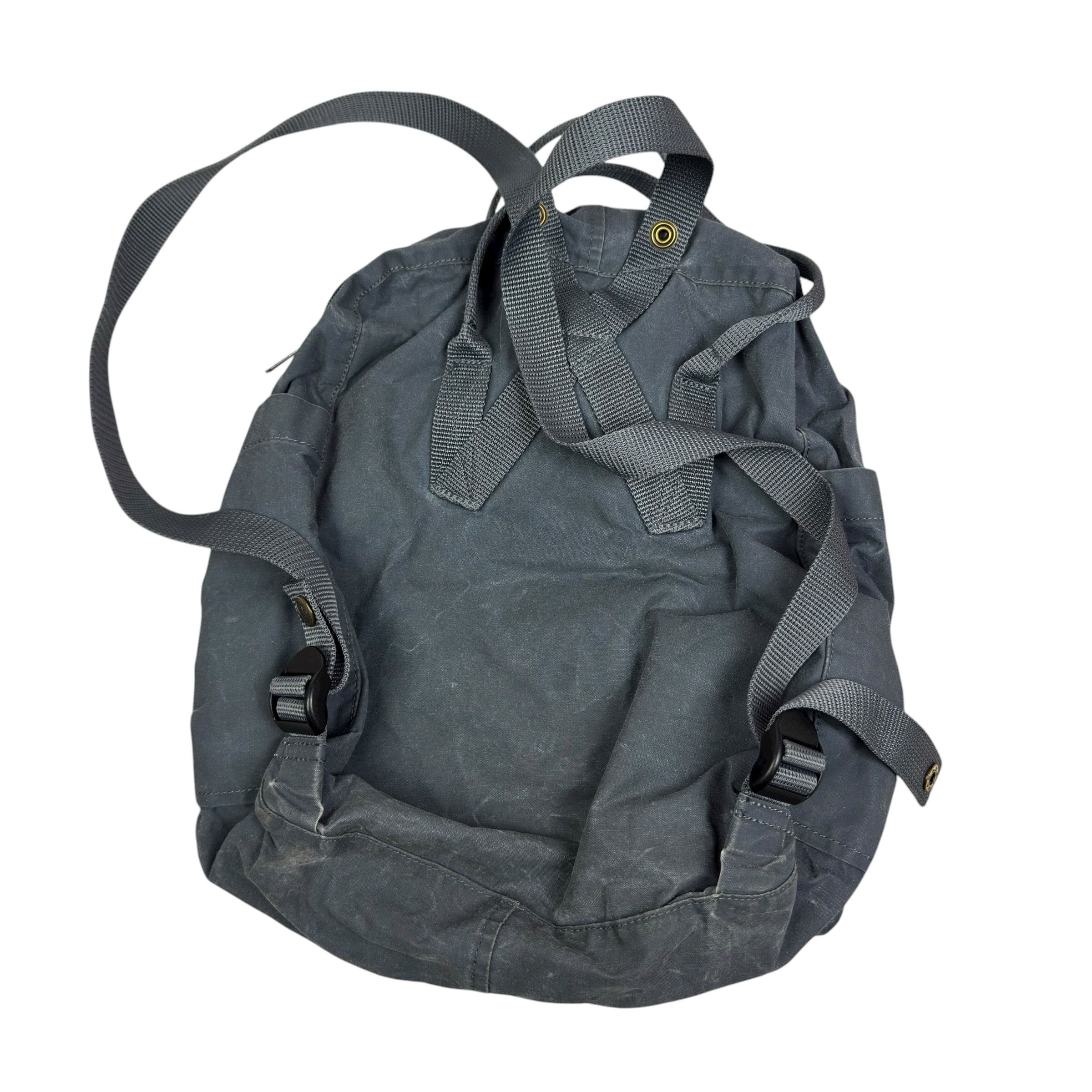 Fjallraven Fjallraven Kanken Unisex Logo Patch Everyday Backpack Bag Size ONE SIZE - 2 Thumbnail
