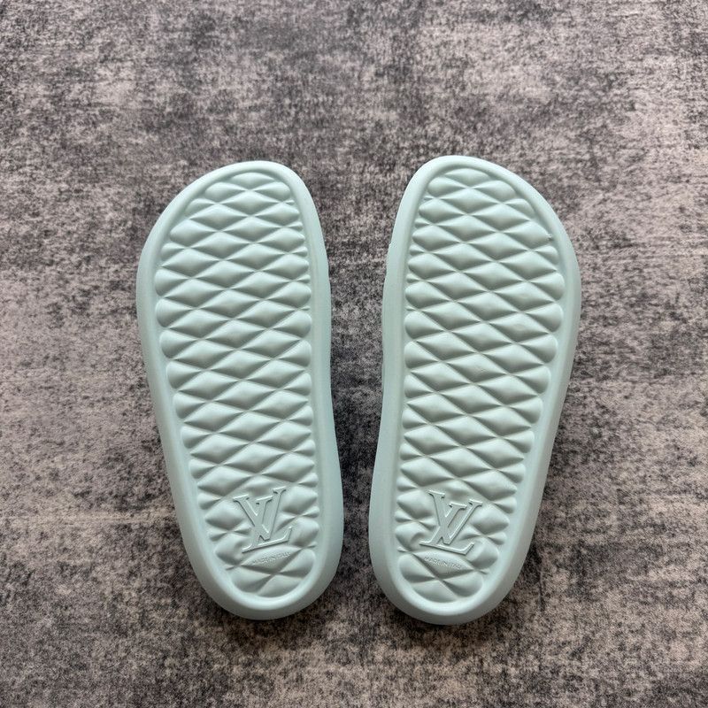 Louis Vuitton Louis Vuitton Comfortable Light Green Slippers -2508 Size US 8.5 / IT 38.5 - 4 Thumbnail