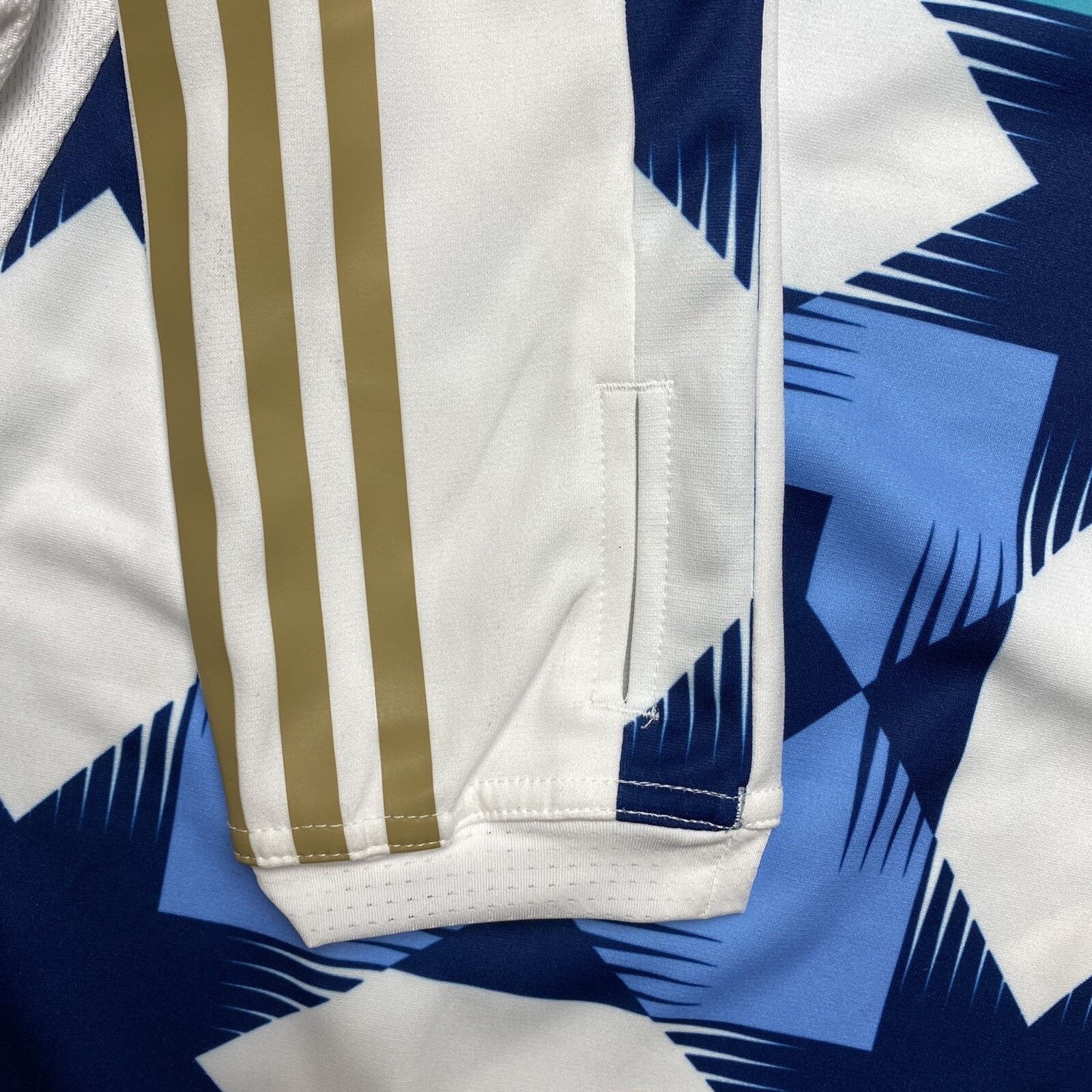 Adidas Algeria Soccer AEROREADY Adidas Quarter-Zip Jacket NWOT Med Size US M / EU 48-50 / 2 - 9 Thumbnail