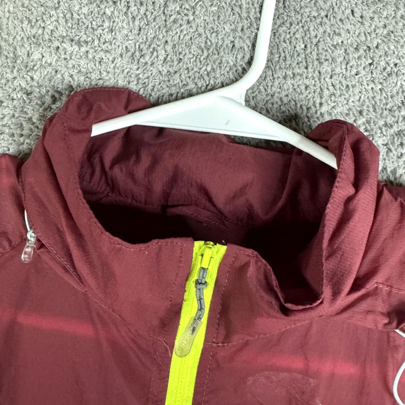 Vintage FLYGAGA Windbreaker Jacket Mens L Red Hooded Full Zip Lightweight Running & Hiking Size US L / EU 52-54 / 3 - 7 Thumbnail
