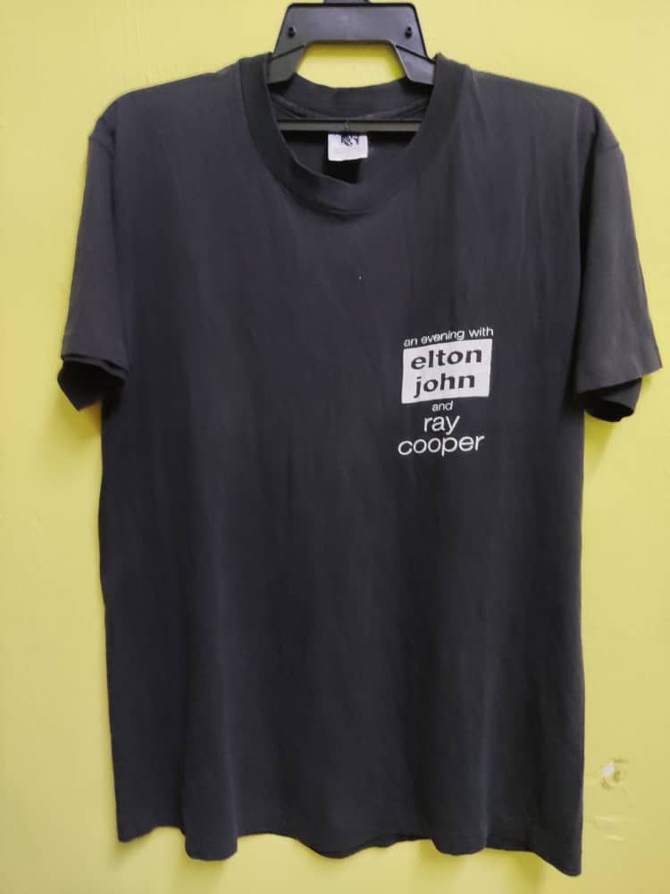 Vintage Vintage Elton John Ray Cooper 1995 Size US M / EU 48-50 / 2 - 2 Thumbnail