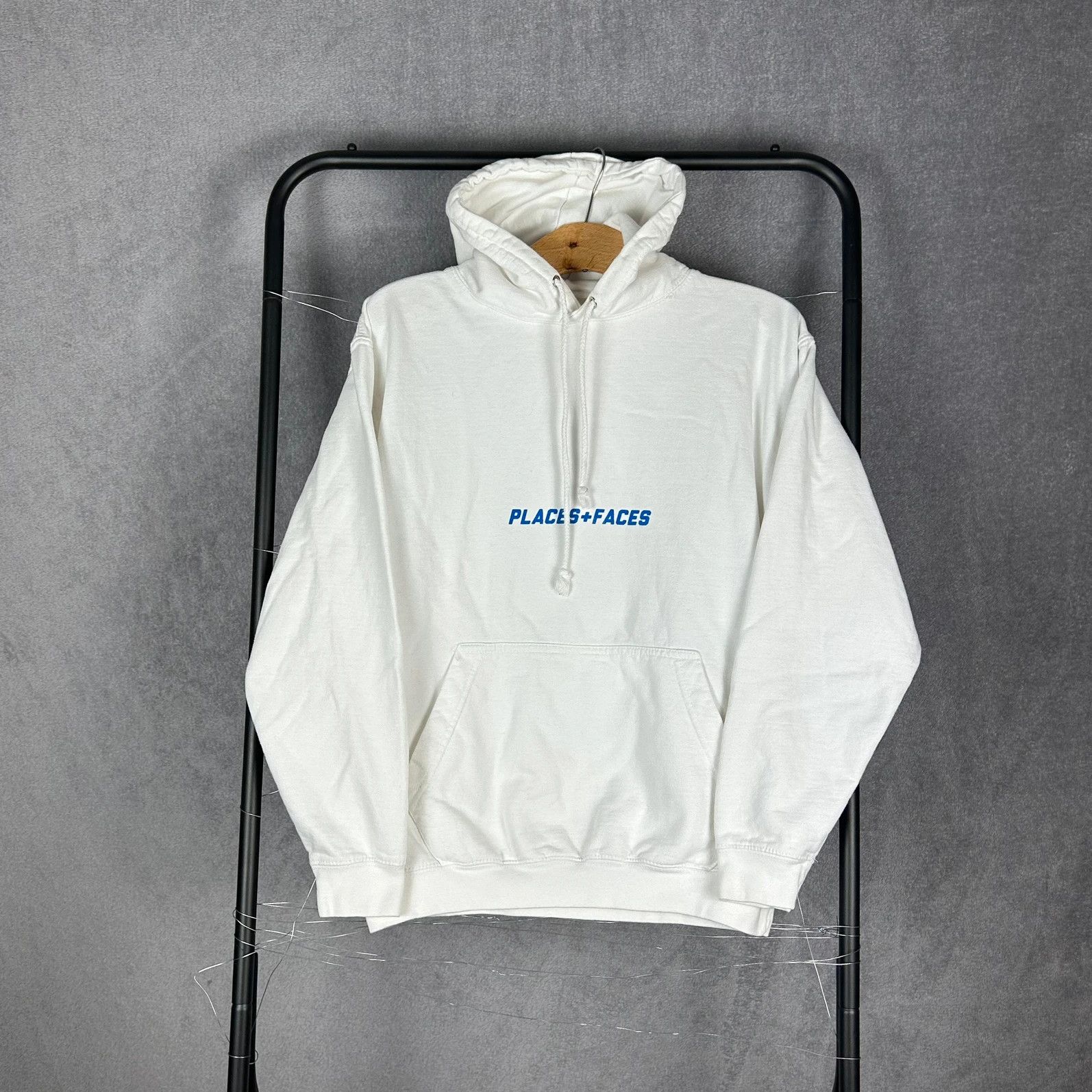 Designer × Places + Faces Places + Faces hoodie big logo print spellout white hoodie Size US S / EU 44-46 / 1 - 1 Thumbnail