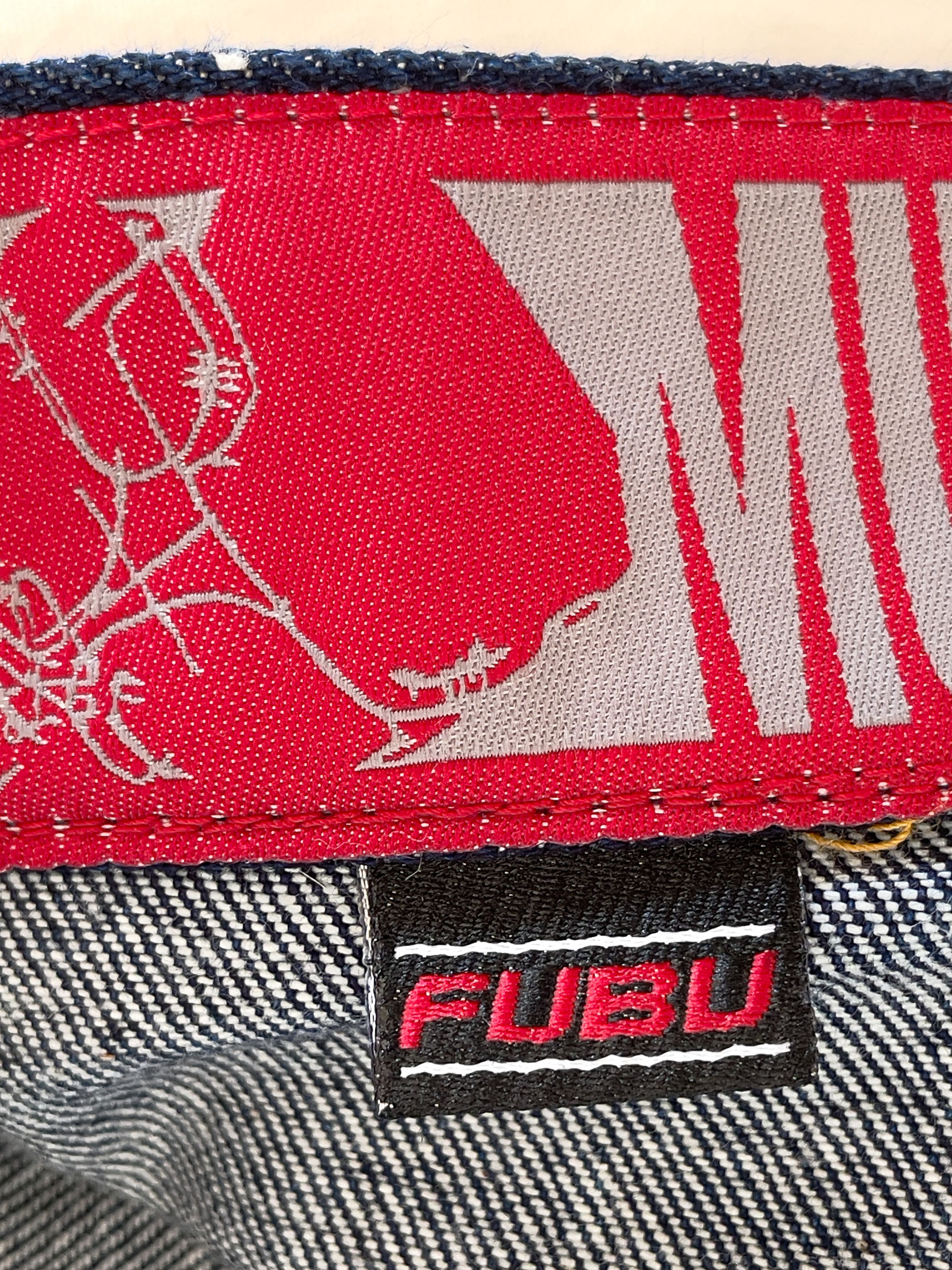 Fubu Platinum Fubu Muhammad Ali Size US 34 / EU 50 - 8 Thumbnail