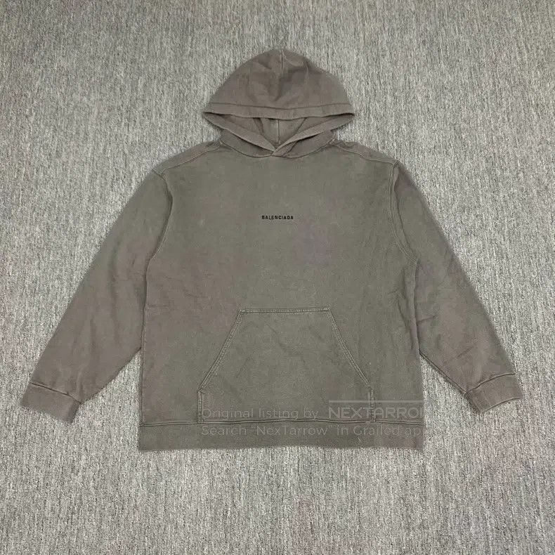 Balenciaga Balenciaga Gray front and back embroidery hoodie sweatshir Size US S / EU 44-46 / 1 - 1 Thumbnail
