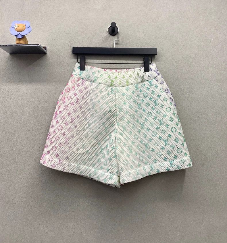Louis Vuitton Louis Vuitton Colored Cutout Shorts 2503-Nextarrow Size US 36 / EU 52 - 1 Thumbnail