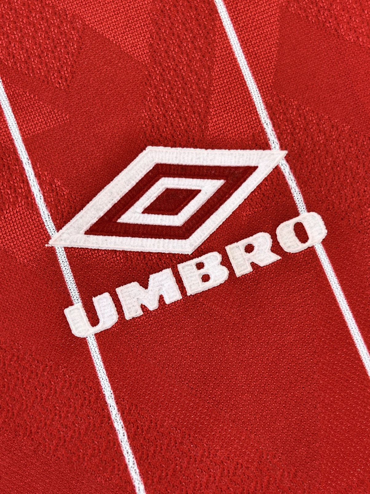 Umbro Vintage Nottingham Forest 1992 Home Retro Soccer Jersey 90s Size US XL / EU 56 / 4 - 3 Thumbnail