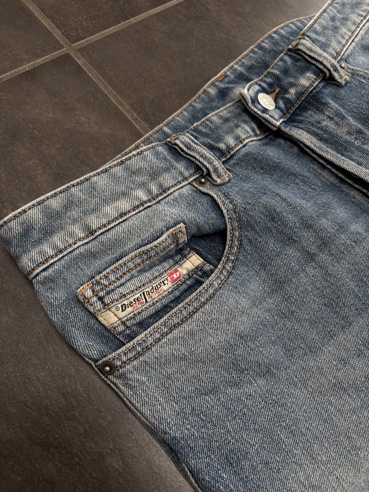 Diesel Diesel 1998 D-Buck Jeans Size US 32 / EU 48 - 4 Thumbnail
