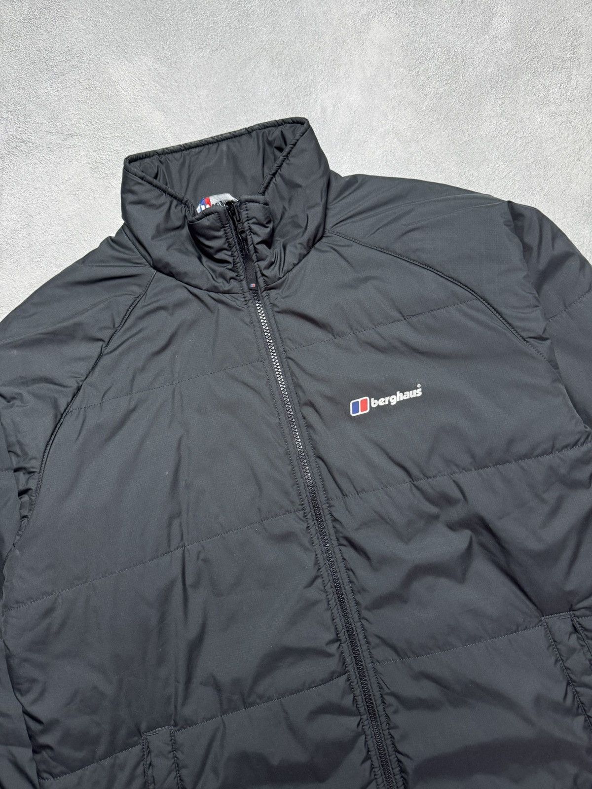 Berghaus Berghaus Puffer Down Jacket Zip Up Logo Size US XL / EU 56 / 4 - 3 Thumbnail