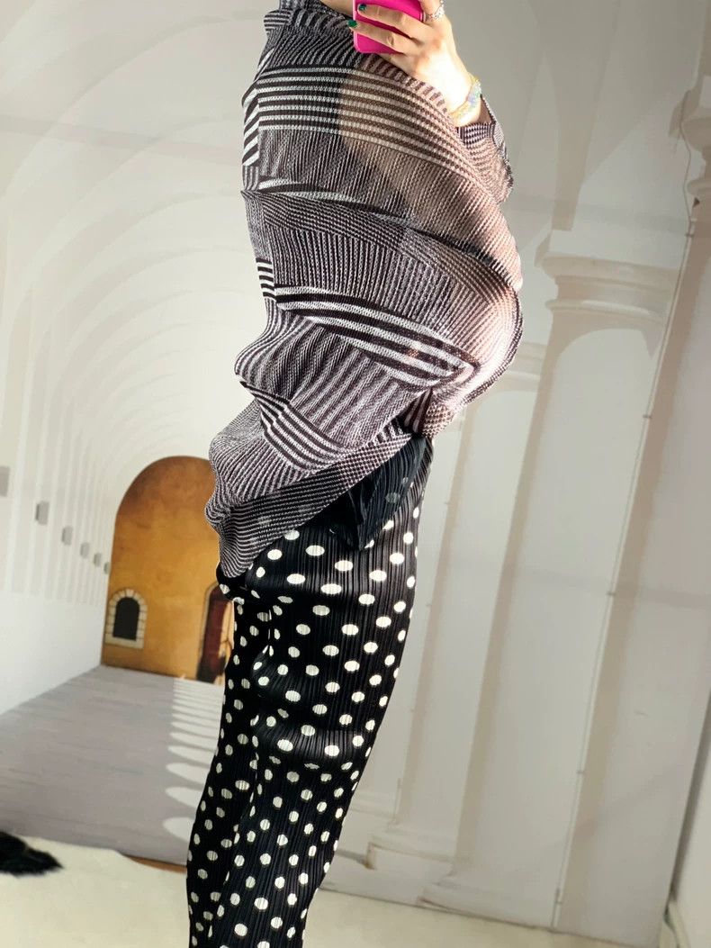 Issey Miyake Issey Miyake size:one size Checked shawl top Size S / US 4 / IT 40 - 5 Thumbnail