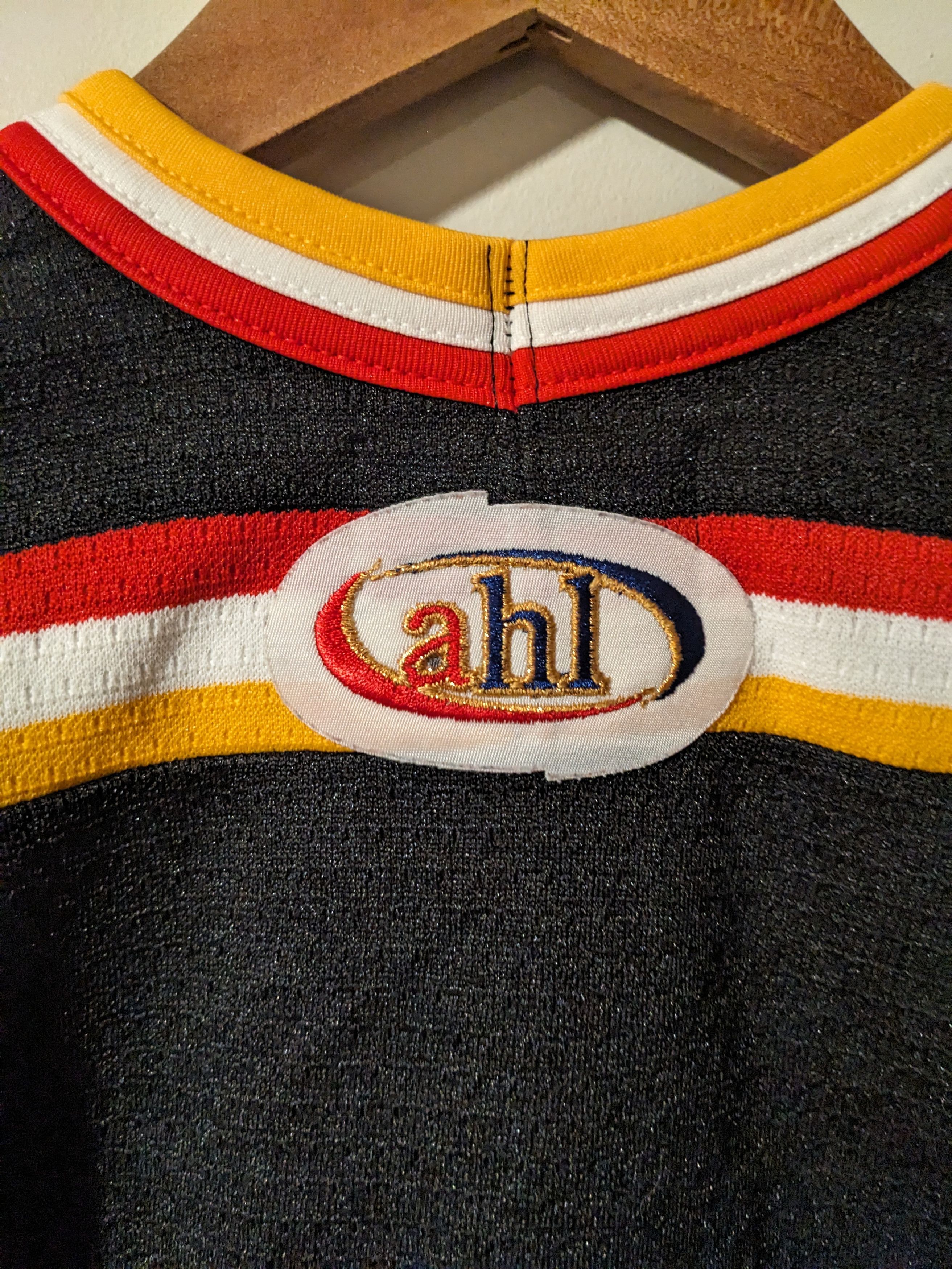 NHL × Vintage Vintage 90s Wilkes-Barre Penguins YOUTH Hockey Jersey Size US L / EU 52-54 / 3 - 8 Thumbnail