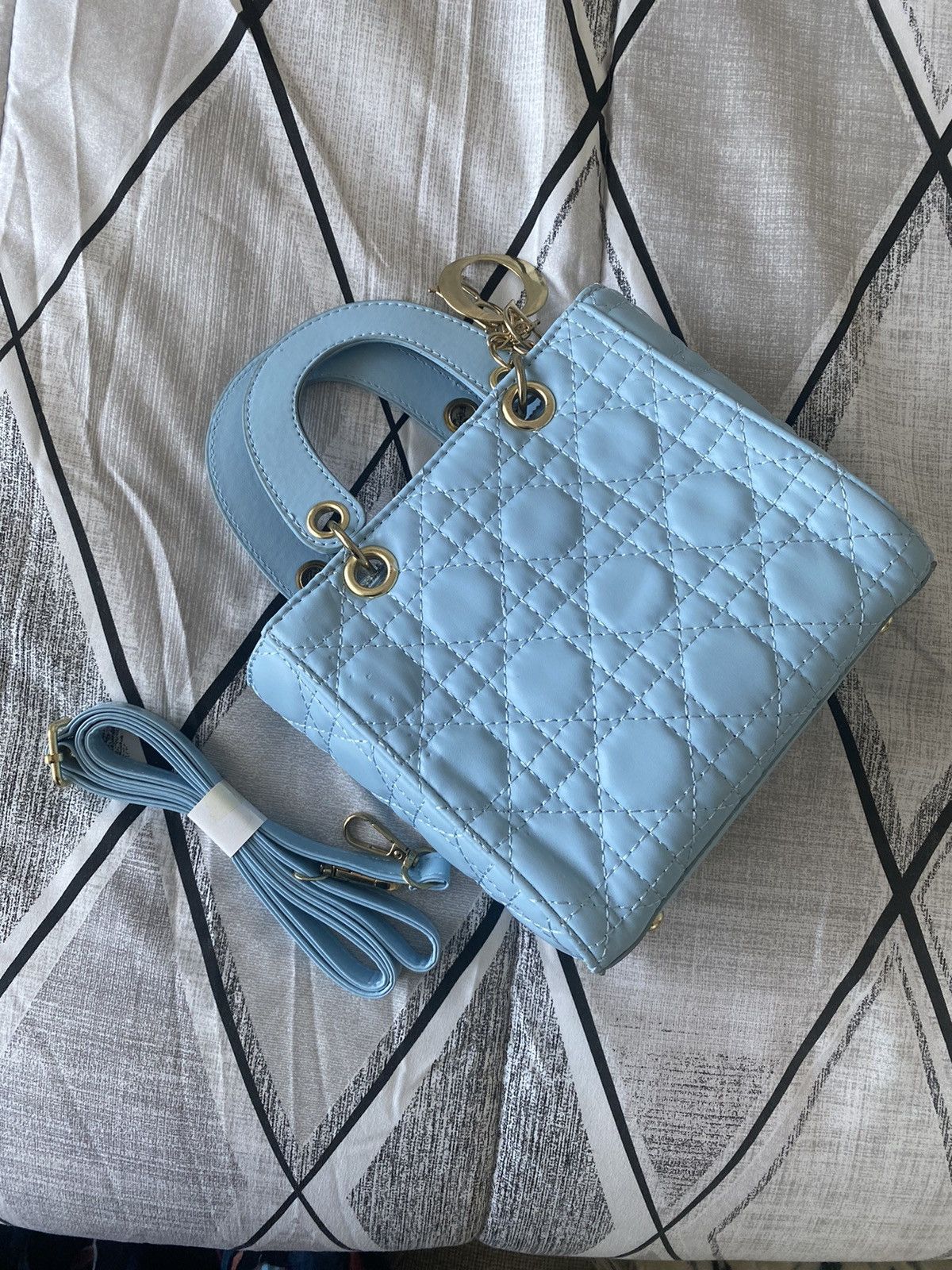 Other Womens Small Blue & Gold Crossbody Purse Ladies Handbag Size ONE SIZE - 1 Thumbnail