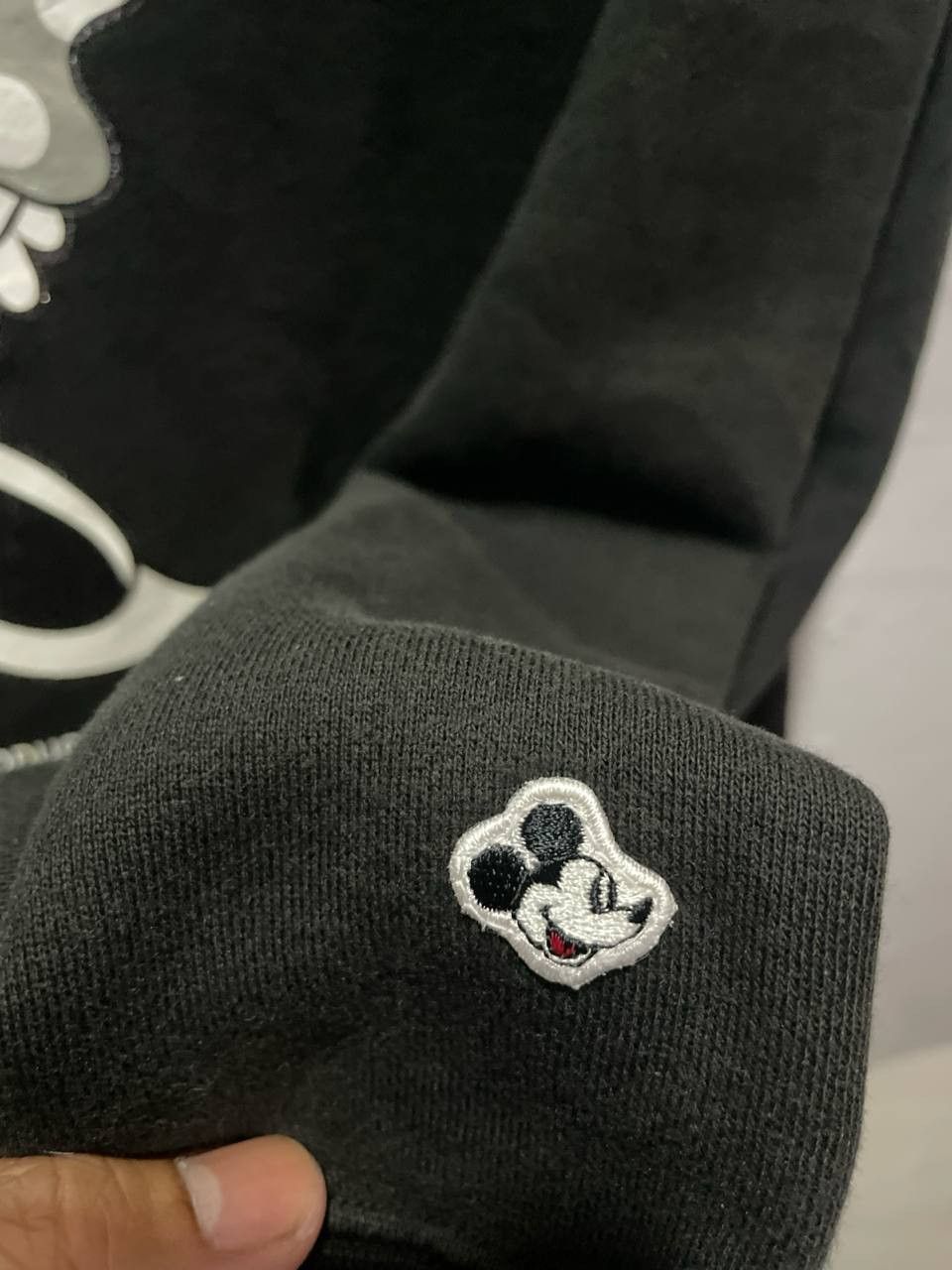 Disney Disney Minnie Mouse Faded Gray Hoodie Sweatshirt Size S / US 4 / IT 40 - 4 Thumbnail