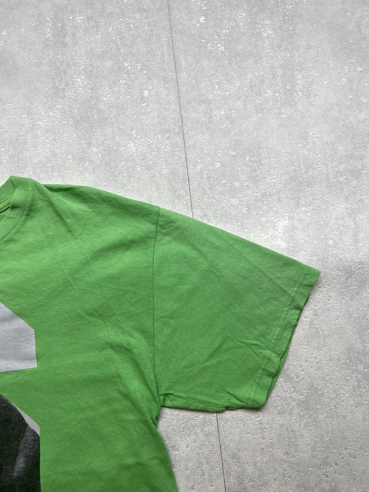 Stussy 00’s STUSSY DINO NEON GREEN T-REX RARE TEE Y2K VINTAGE Size US M / EU 48-50 / 2 - 6 Thumbnail