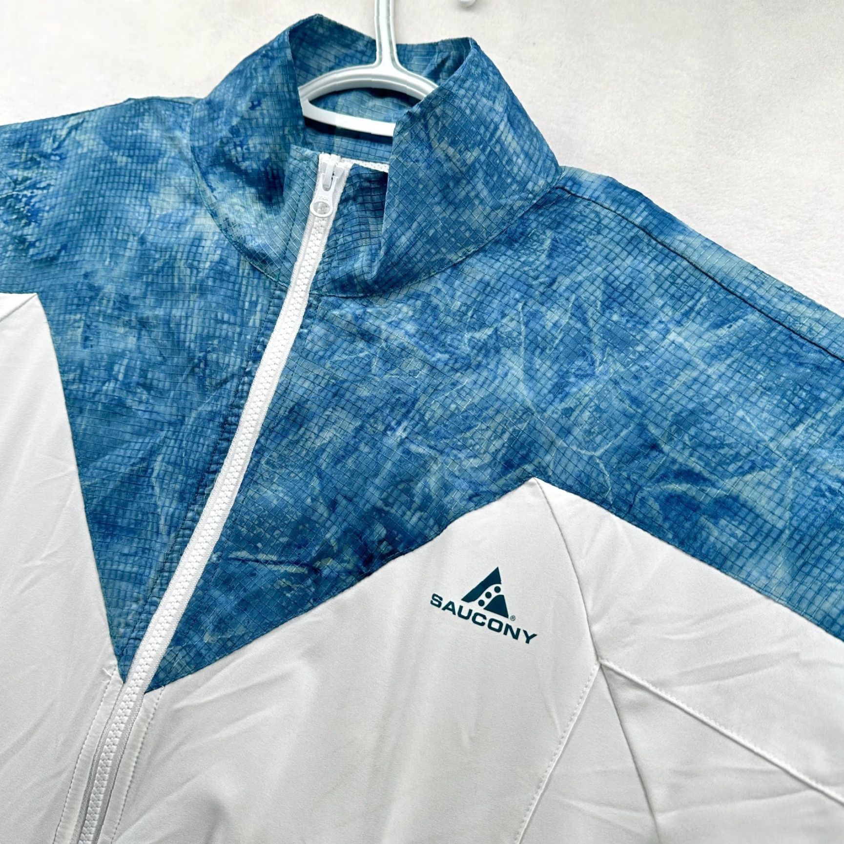 Saucony Saucony Track Jacket White Blue Men's M Full Zip Long Sleeve Pockets Size US M / EU 48-50 / 2 - 3 Thumbnail