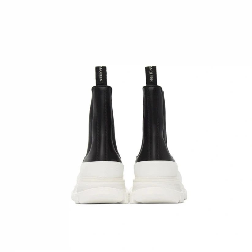 o1y1024 Ankle Boots in Black & White
