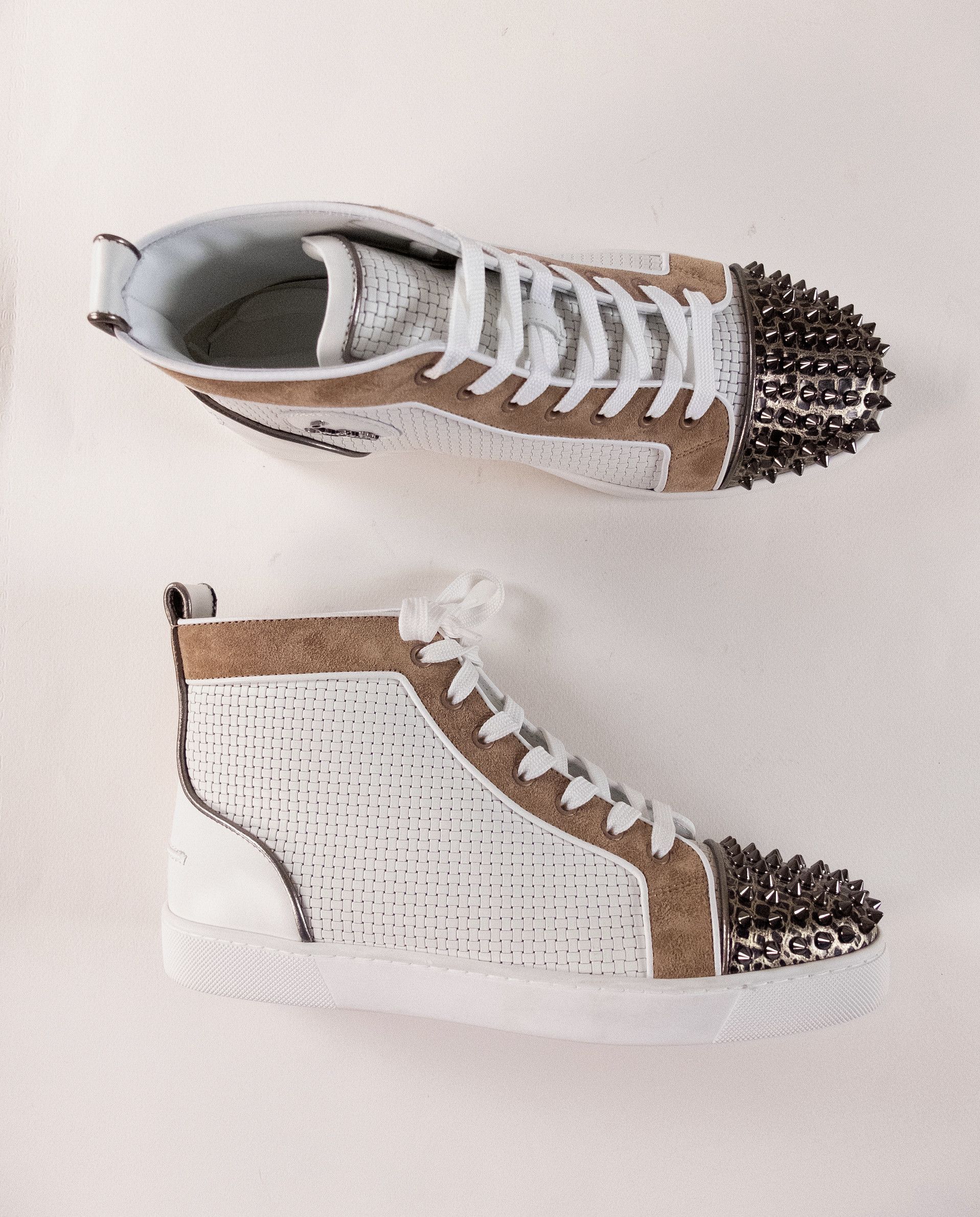 Christian Louboutin CHRISTIAN LOUBOUTIN Louis Spikes white leather sneakers 9 42 Size US 9 / EU 42 - 2 Thumbnail