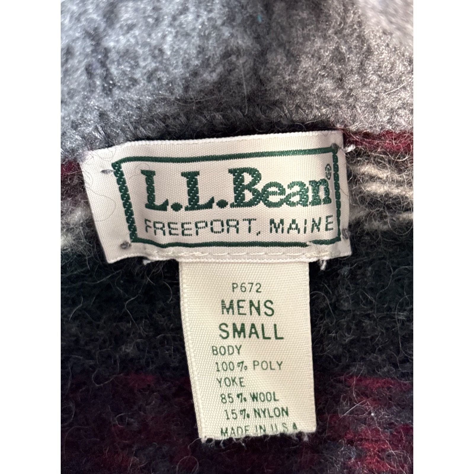 Vintage VINTAGE L.L. Bean Sweater 1/4 Zip Mens Small Gray Mock Neck Pullover Sherpa Freeport Maine USA Sherpa 1/4 Zip Mens Small Gray USA Size US S / EU 44-46 / 1 - 4 Thumbnail