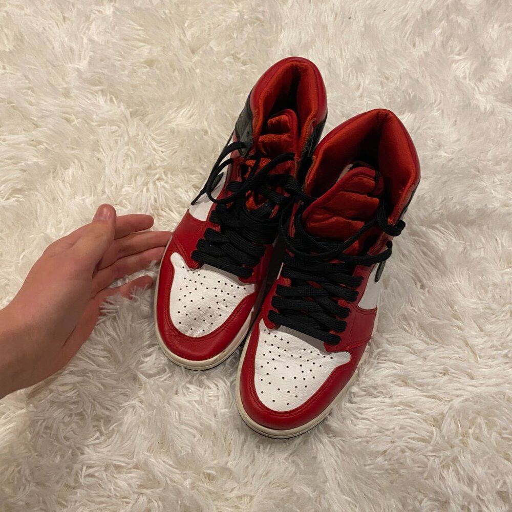 Nike Nike Air Jordan 1 Retro High Satin Snake Chicago (W) – Size Size US 7.5 / IT 37.5 - 8 Thumbnail
