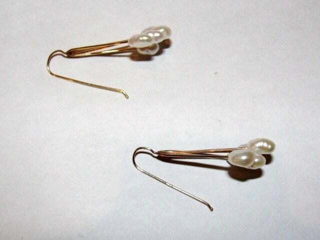 Designer 14 kt Gold Freshwater Pearl Drop Earrings Size ONE SIZE - 5 Thumbnail