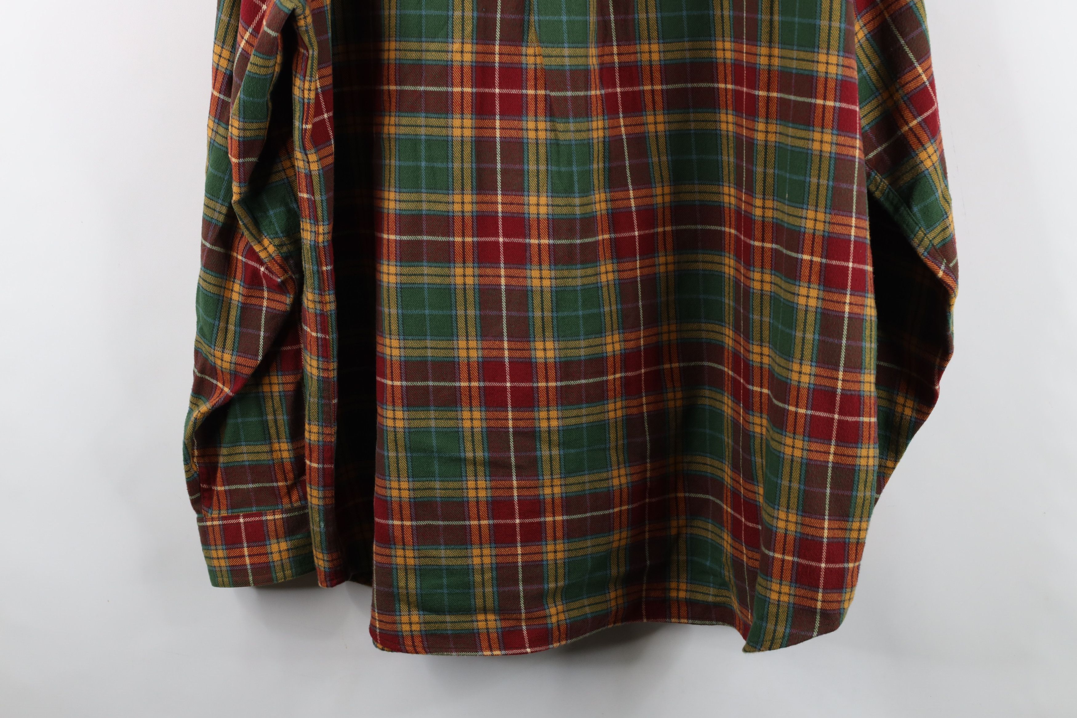 L.L. Bean Vintage LL Bean Flannel Collared Button Down Shirt Plaid Size US L / EU 52-54 / 3 - 15 Thumbnail