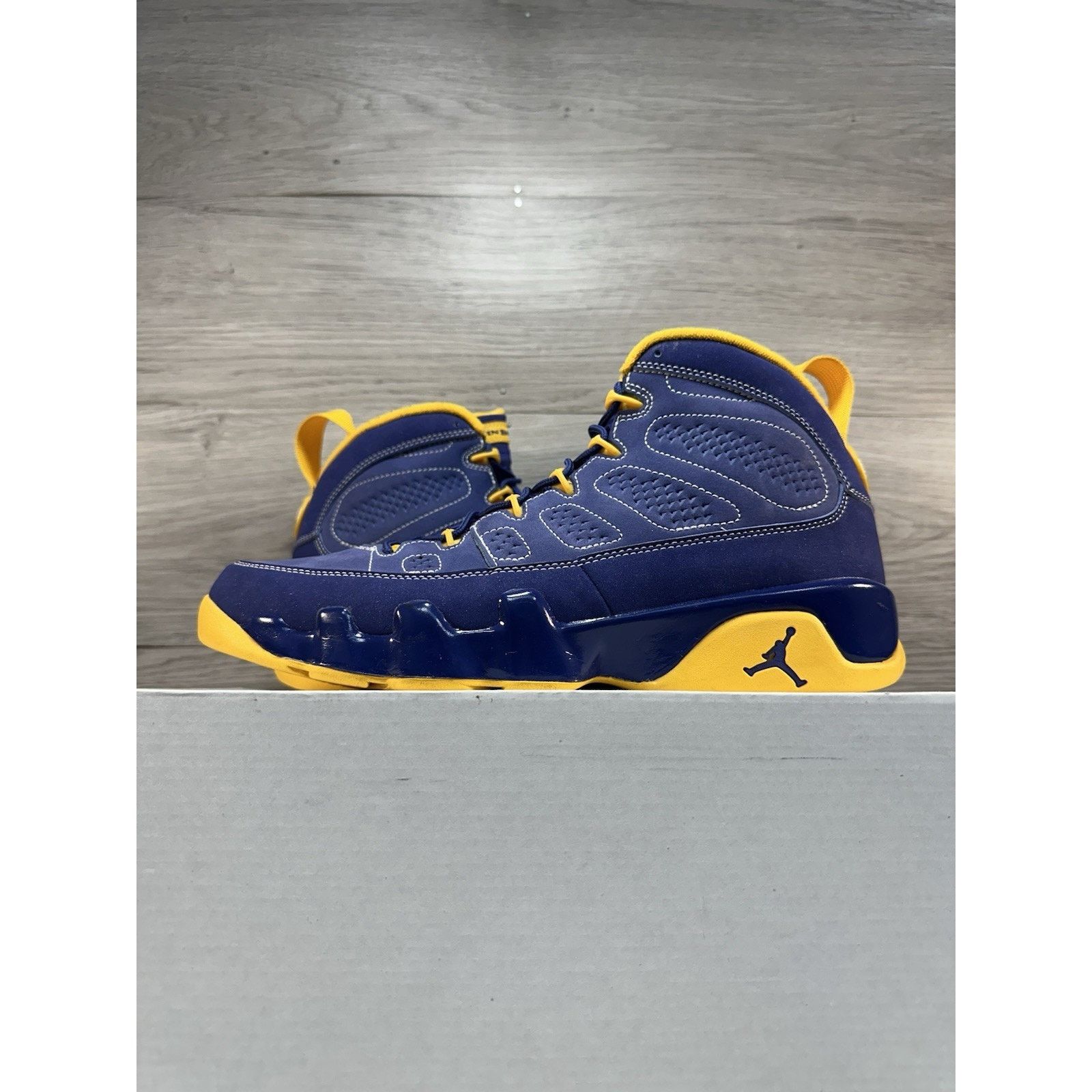 Jordan Brand Air Jordan 9 Retro Calvin Bailey - Size 9.5 Size US 9.5 / EU 42-43 - 1 Thumbnail