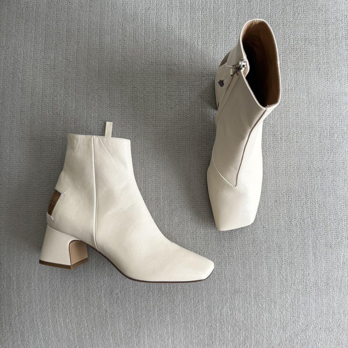 Maison Margiela NWT Maison Margiela Cream Ankle Boots Size US 6 / IT 36 - 1 Thumbnail