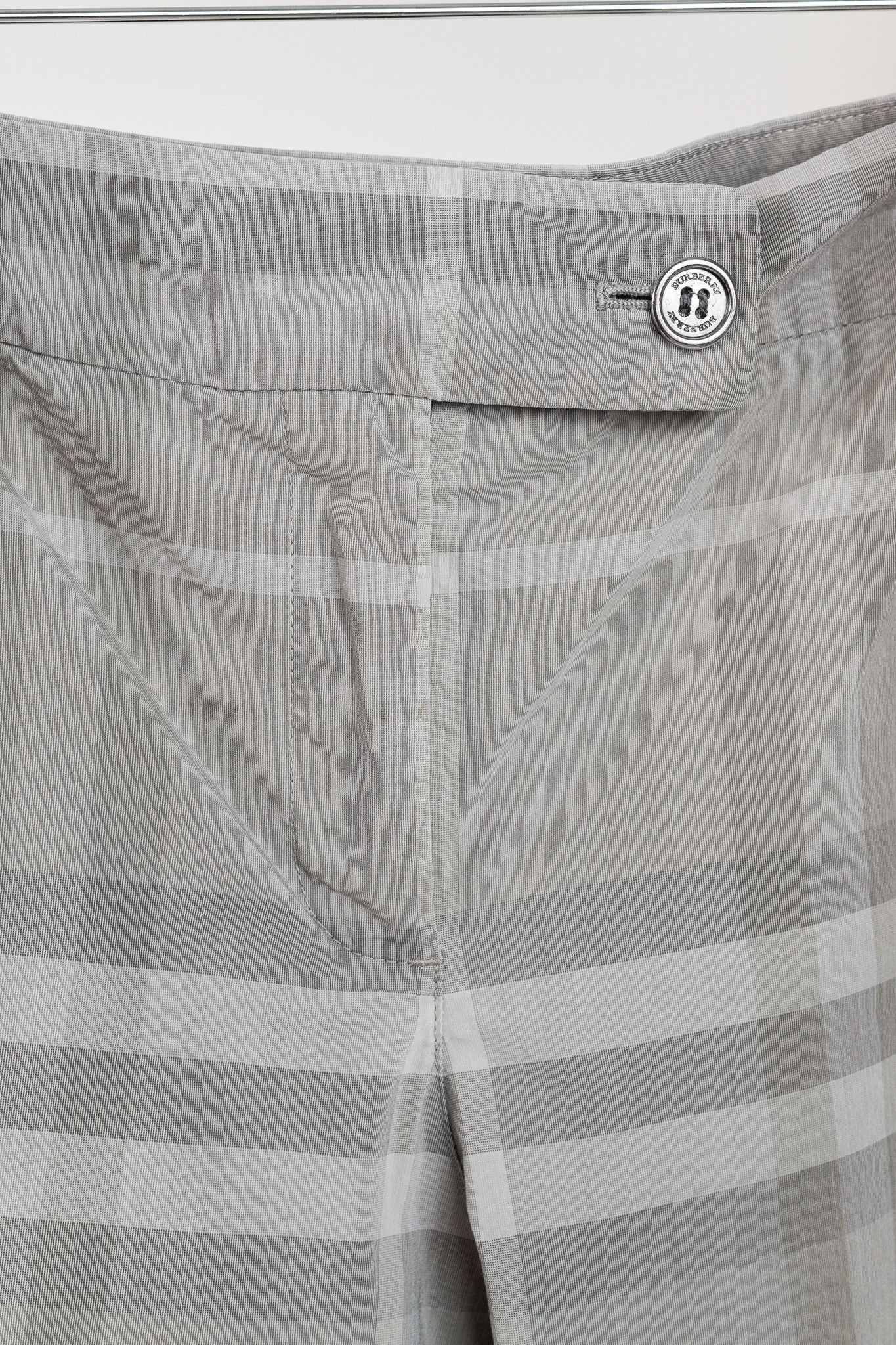 Burberry Burberry Slim City Grey Check Bermuda Shorts Size 34" / US 12 / IT 48 - 8 Thumbnail