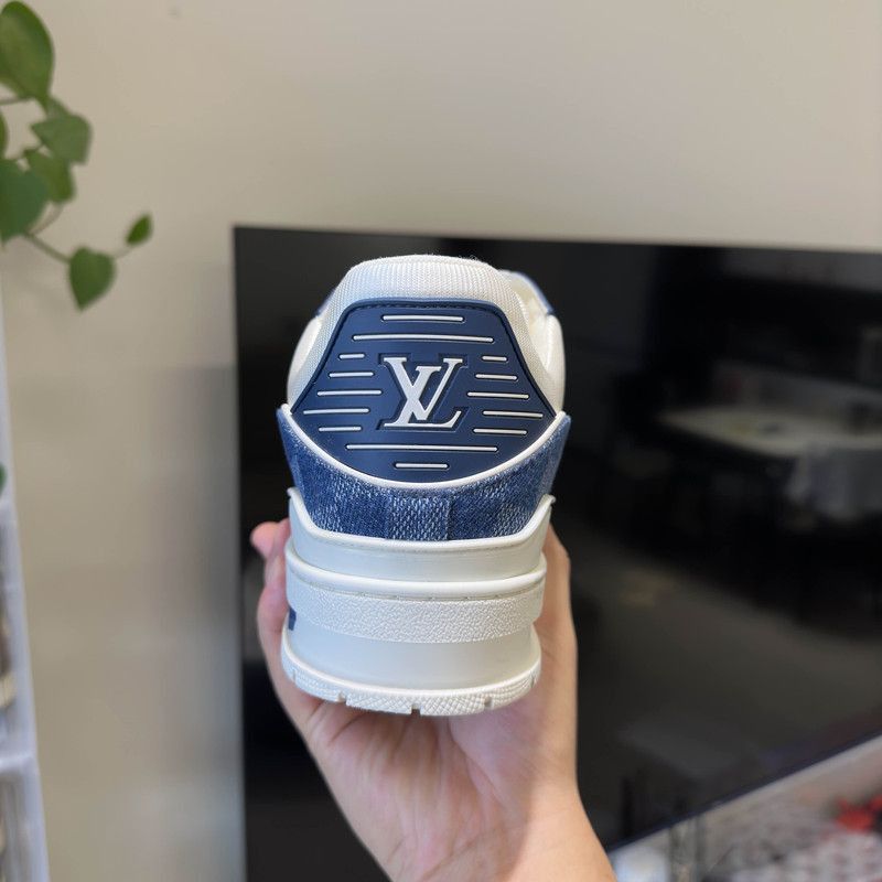 Louis Vuitton Louis Vuitton Trainer Low-Top Sneakers in White and Blue -2 Size US 9 / EU 42 - 7 Thumbnail