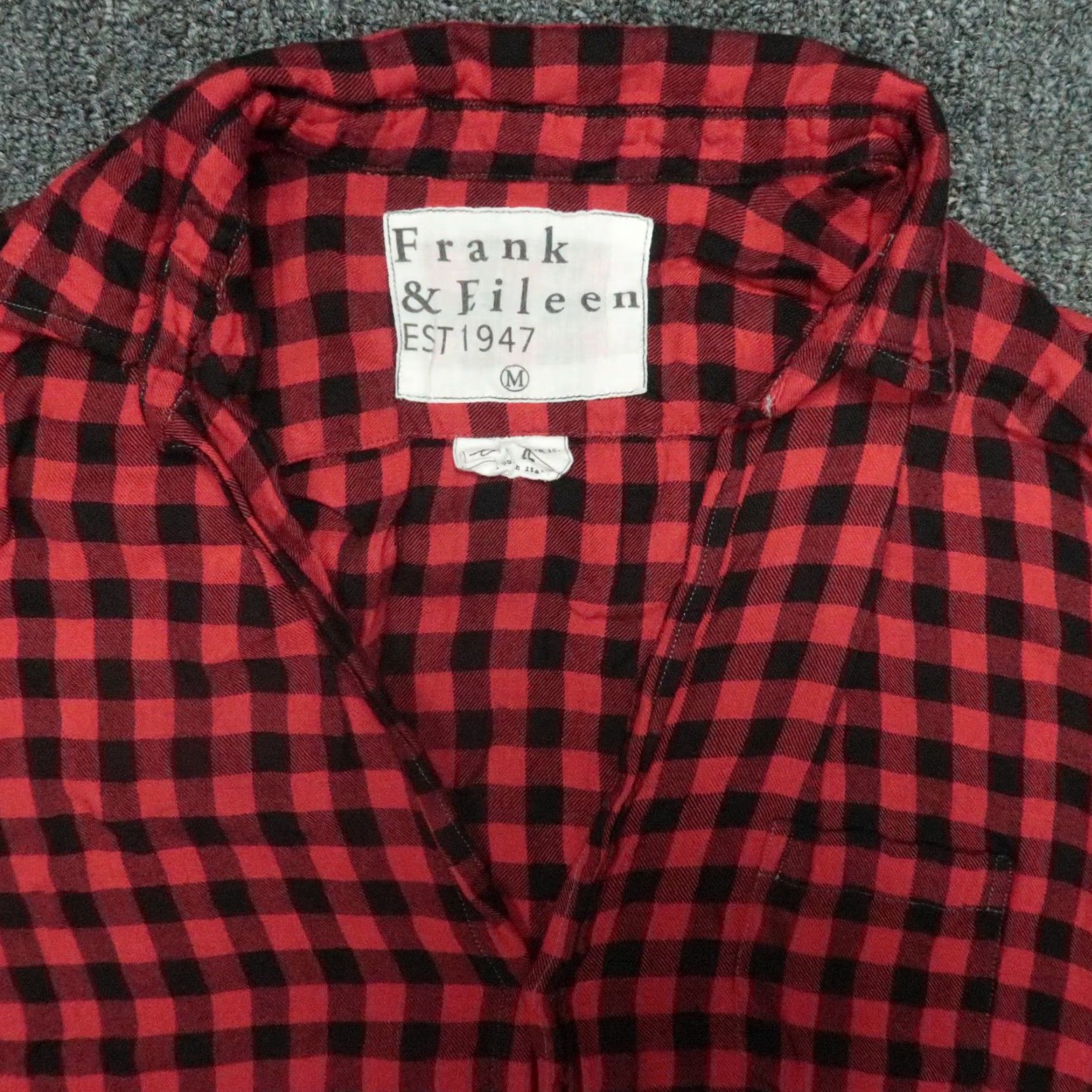 Frank & Eileen Frank & Eileen Shirt Womens Medium Red Buffalo Plaid Long Sleeve Button Up Size M / US 6-8 / IT 42-44 - 2 Thumbnail