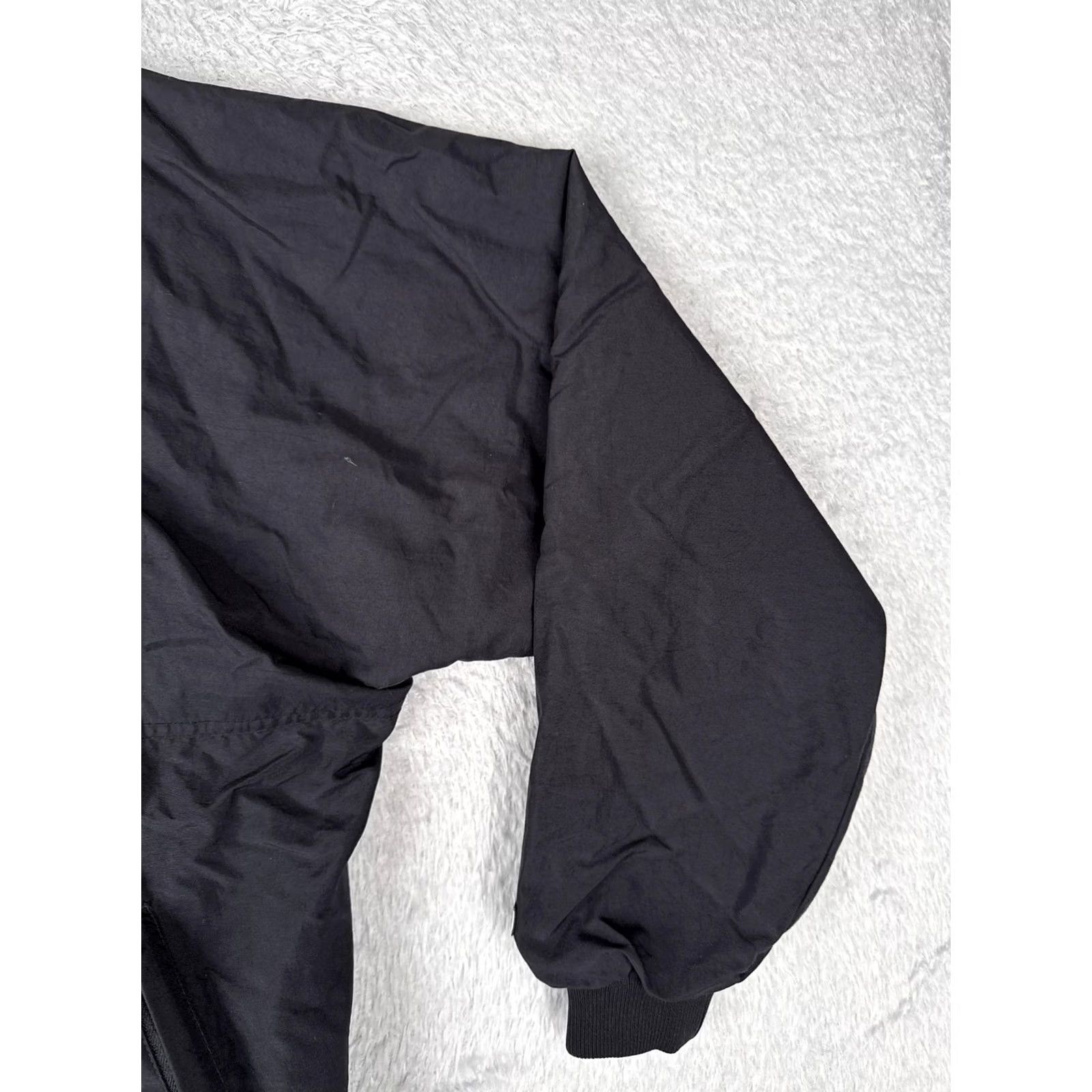 Helly Hansen Helly Hansen Jacket Men L Black Bomber Insulated Fleece Lined Zip Pockets Stand-Up Collar Outdoor Hiking Casual Fibers: Nylon Shell, Polyester Lining Size US L / EU 52-54 / 3 - 4 Thumbnail