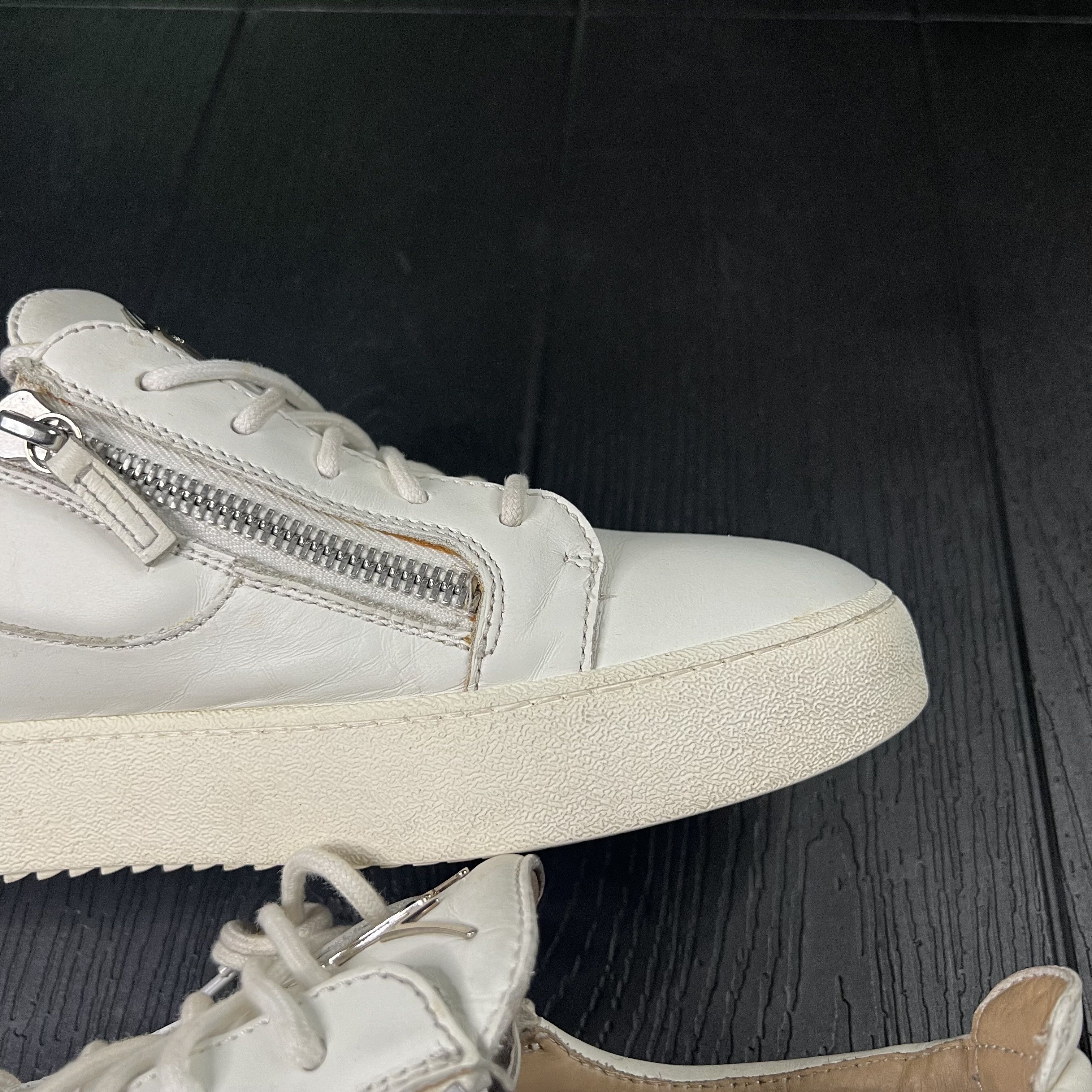 Giuseppe Zanotti Giuseppe Zanotti Double Zip Low Top Sneaker White Black Size US 11 / EU 44 - 9 Thumbnail