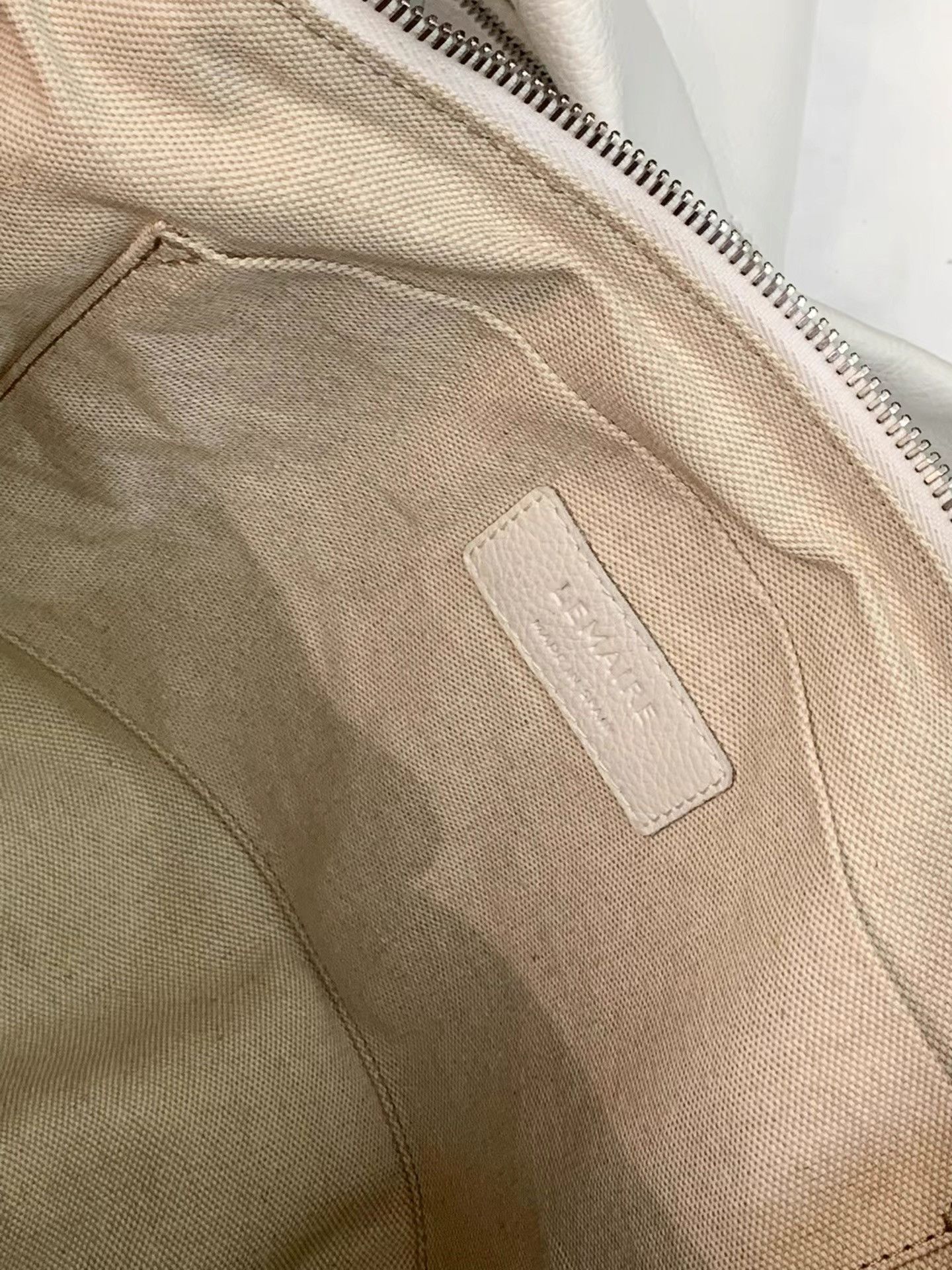 Lemaire Lemaire White Large Cowhide Croissant Bag K34 Size ONE SIZE - 9 Thumbnail