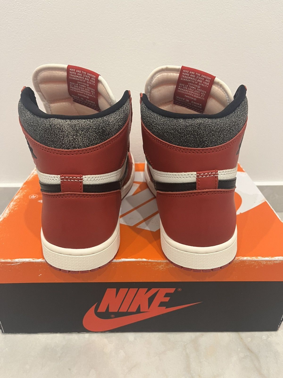 Nike Nike Air Jordan Chicago Size US 8.5 / EU 41-42 - 9 Thumbnail