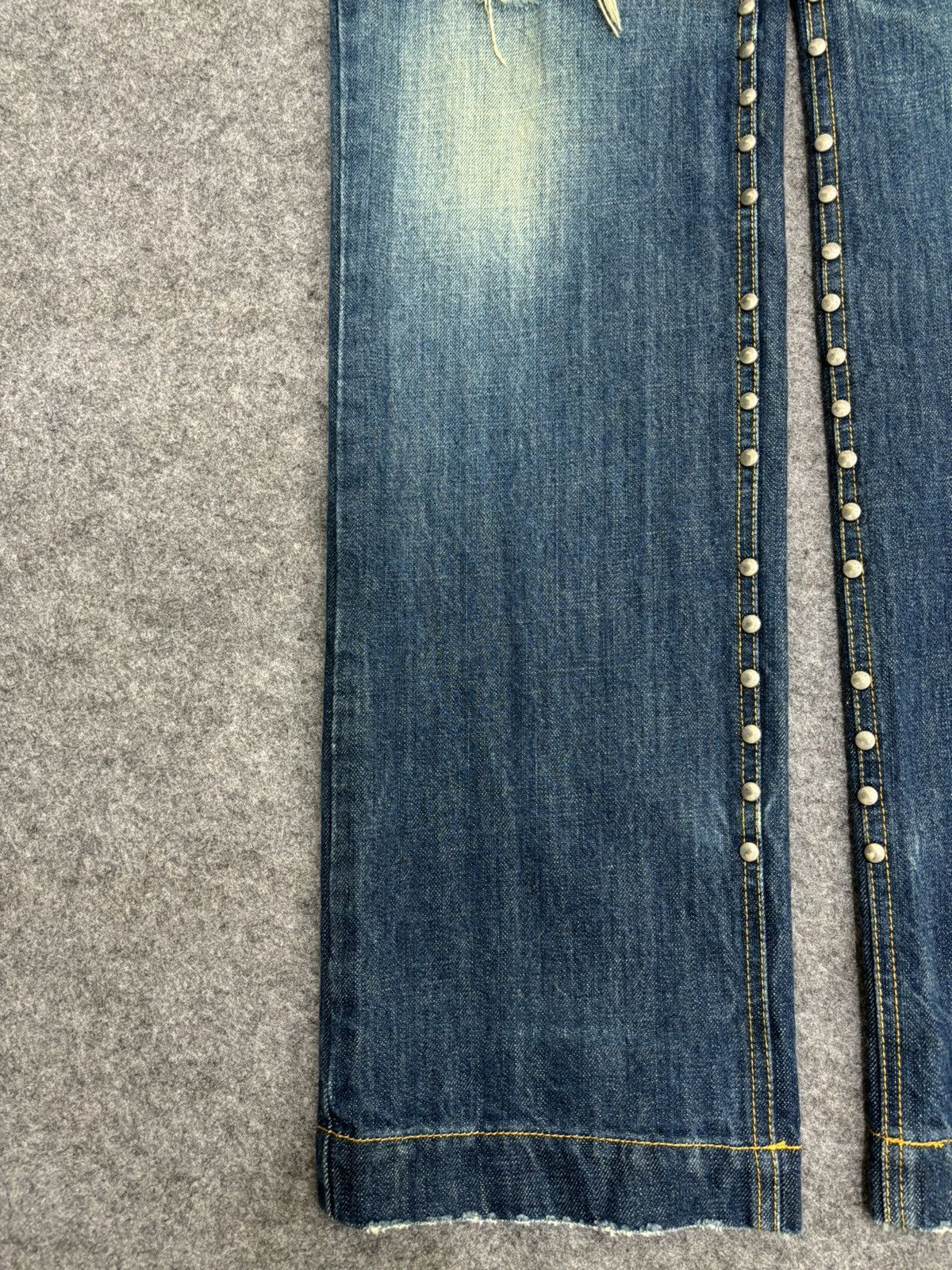 Japanese Brand 💥Designer💥Vintage Rodano Studded Distressed Denim F549 Size US 34 / EU 50 - 8 Thumbnail