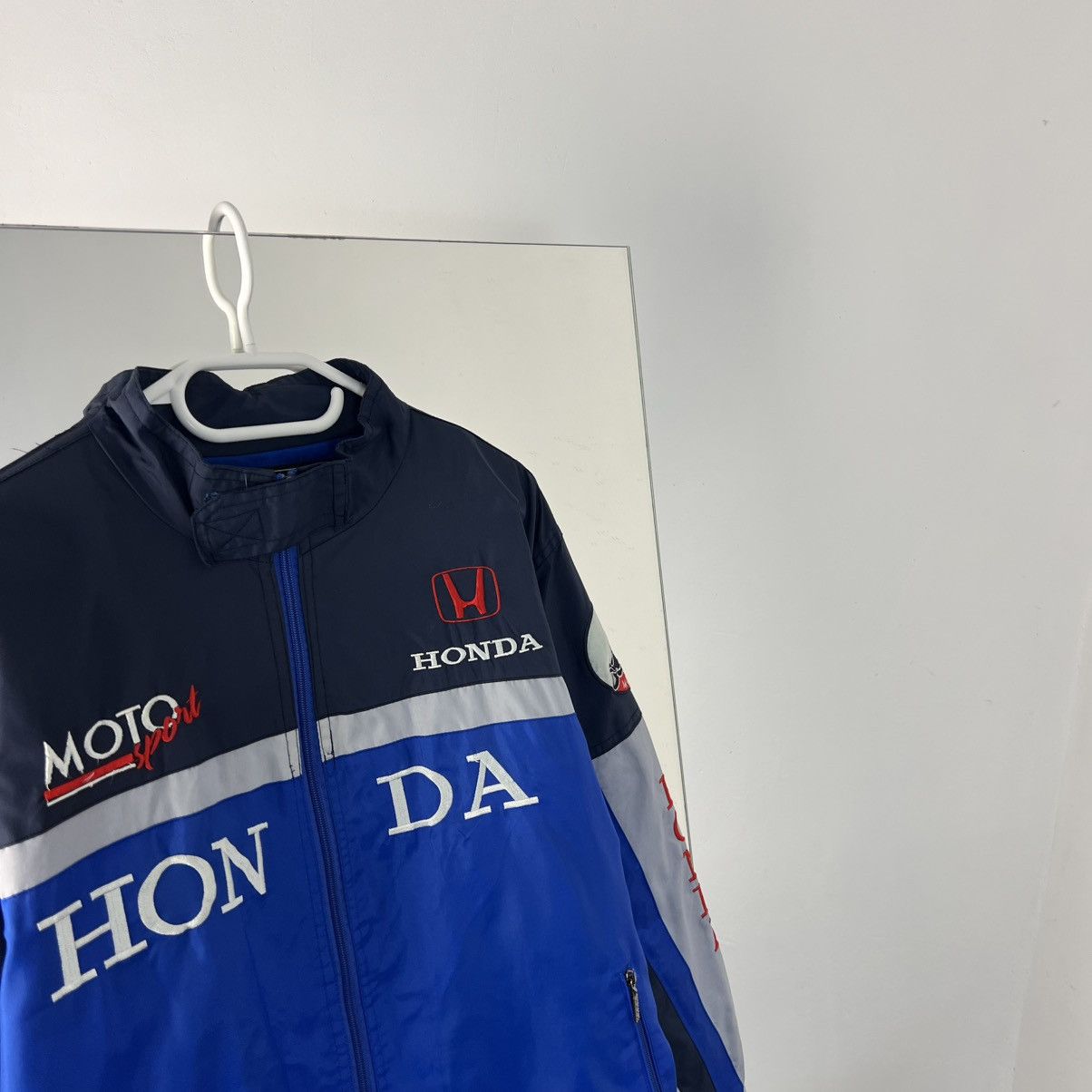 Honda Vintage Y2K Honda Big Embroidered Logo Zip Up Jacket Size US L / EU 52-54 / 3 - 3 Thumbnail