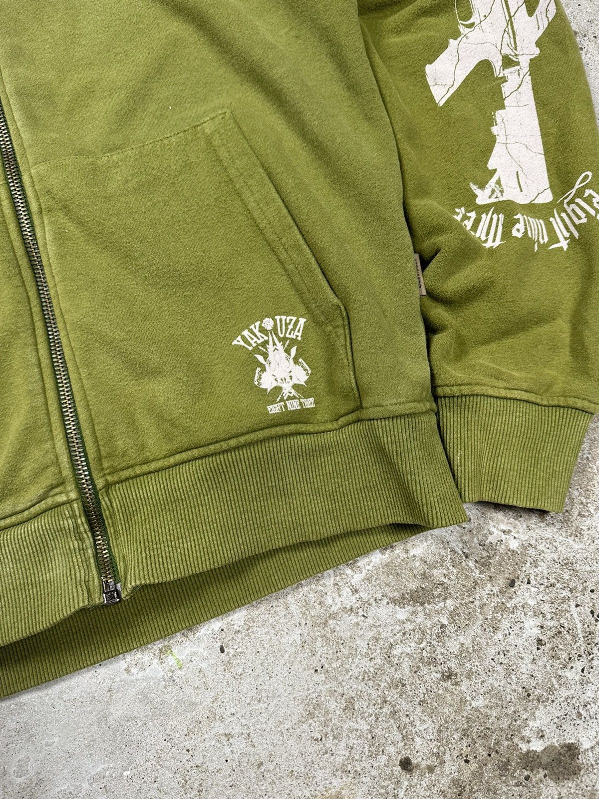 Japanese Brand ‼️ Vintage y2k Yakuza Hoodie Embroidery Logo Sweatshirt Size US XL / EU 56 / 4 - 4 Thumbnail