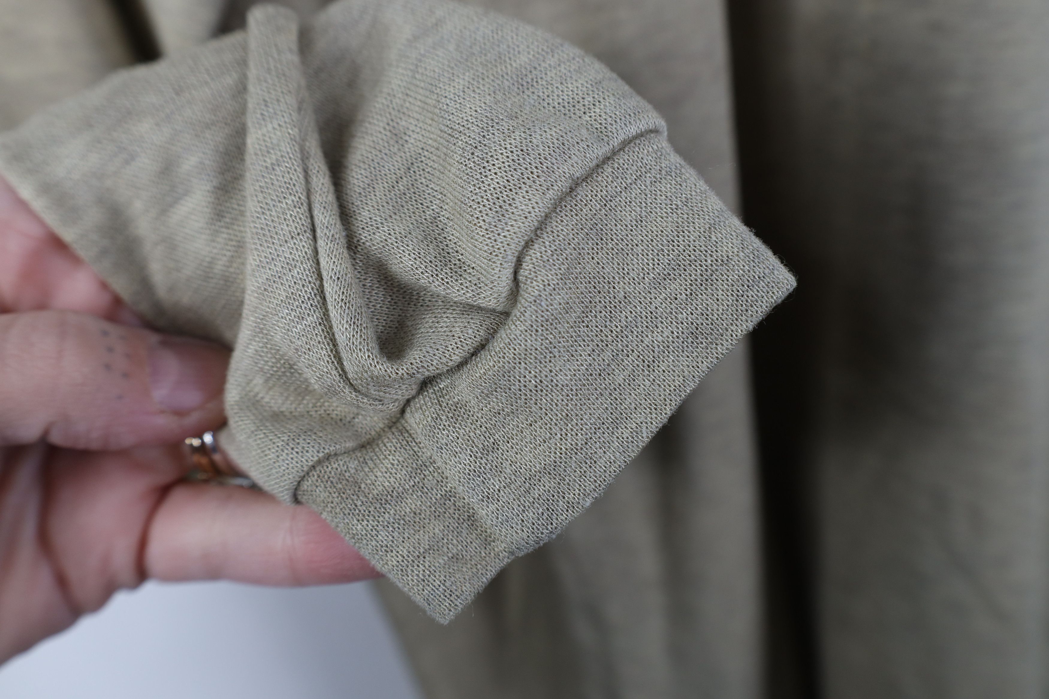 Vintage Vintage 90s Military Knit Long Sleeve T-Shirt Beige USA Size US L / EU 52-54 / 3 - 8 Thumbnail